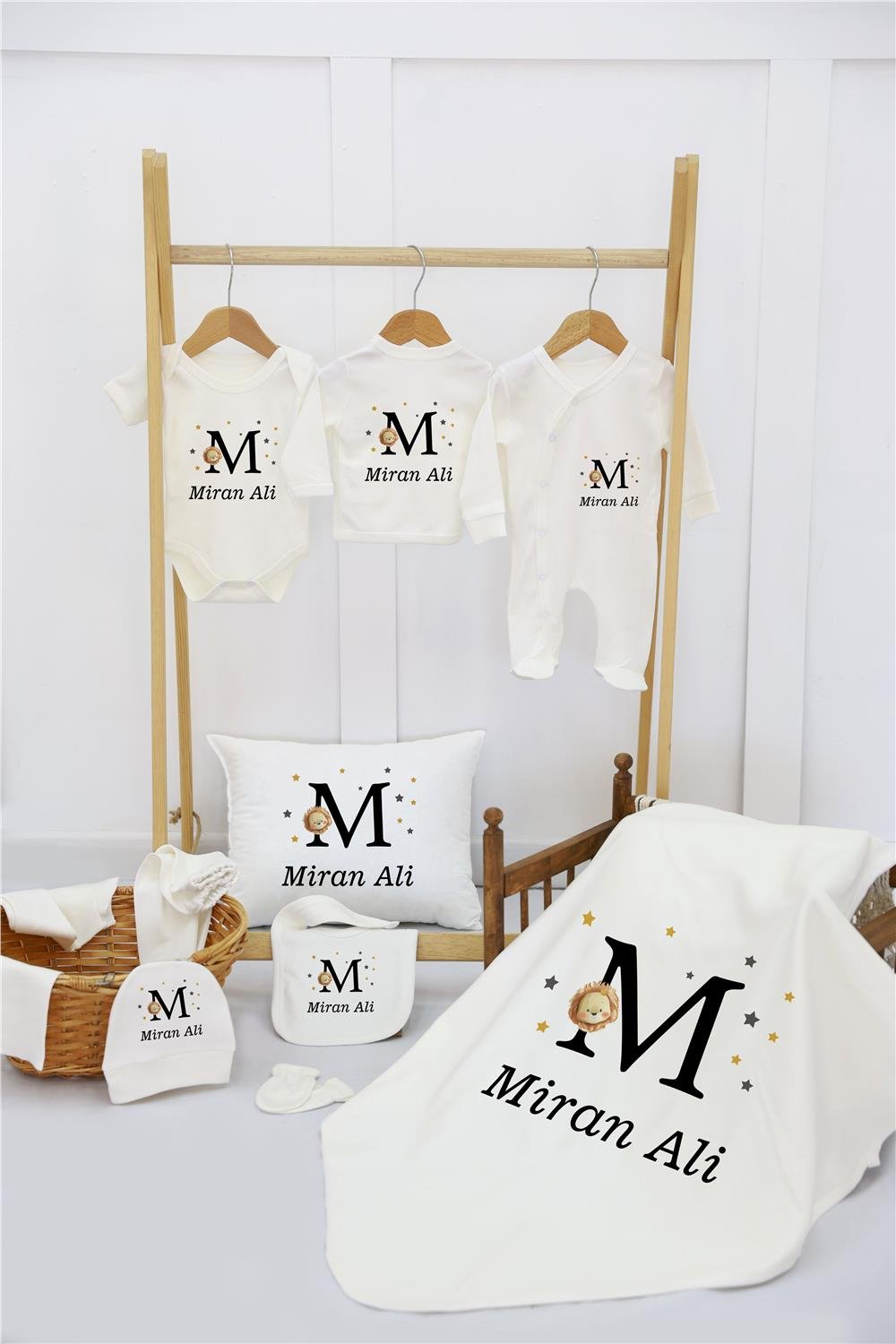 Mavi Gökkuşağı Desenli 11'li İsimli Organik Hastane Çıkış Seti