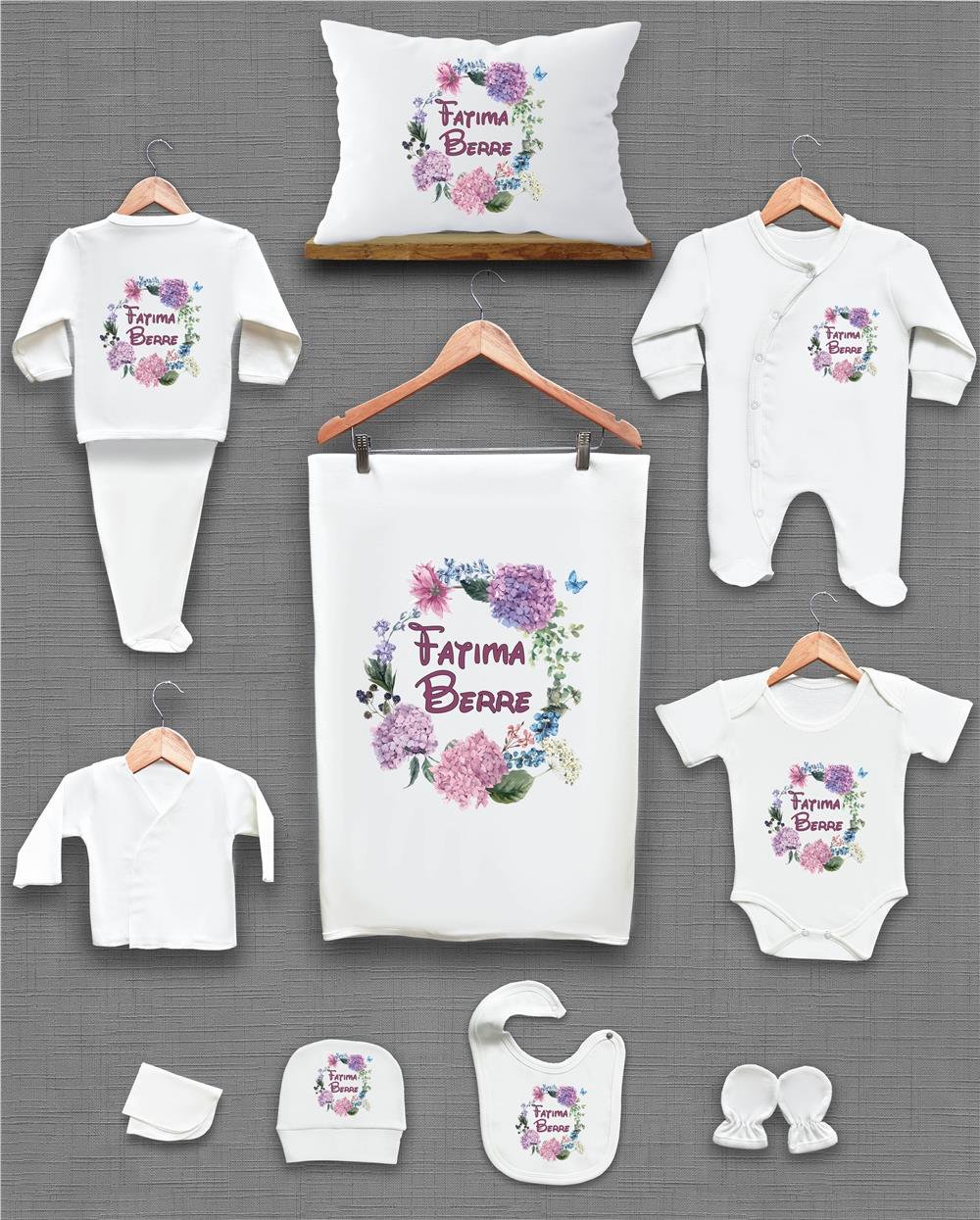 Pembe ve Mor Çiçek Desenli 11'li İsimli Organik Hastane Çıkış Seti