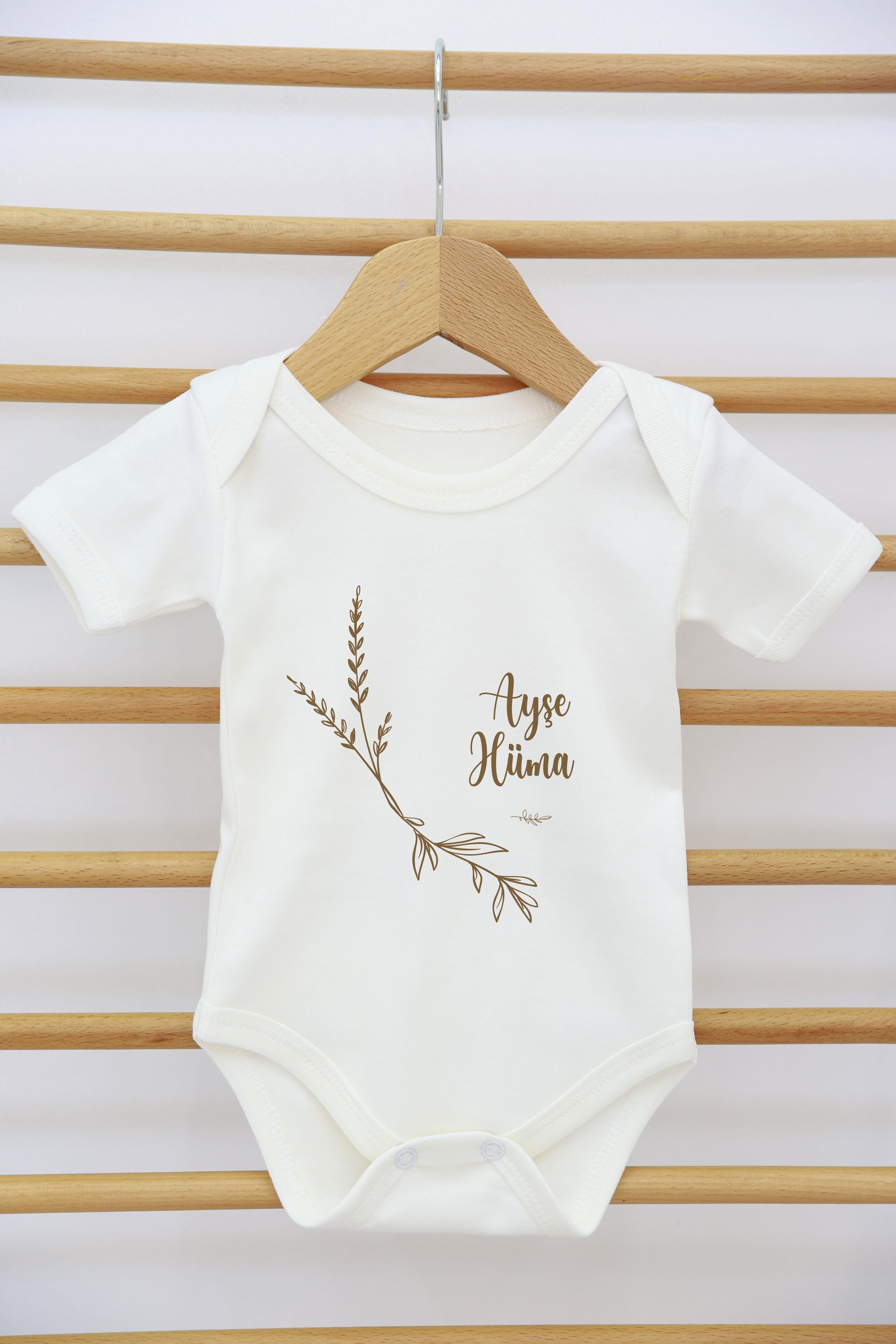 Sevimli Tavşan Desenli 11'li İsimli Organik Hastane Çıkış Seti