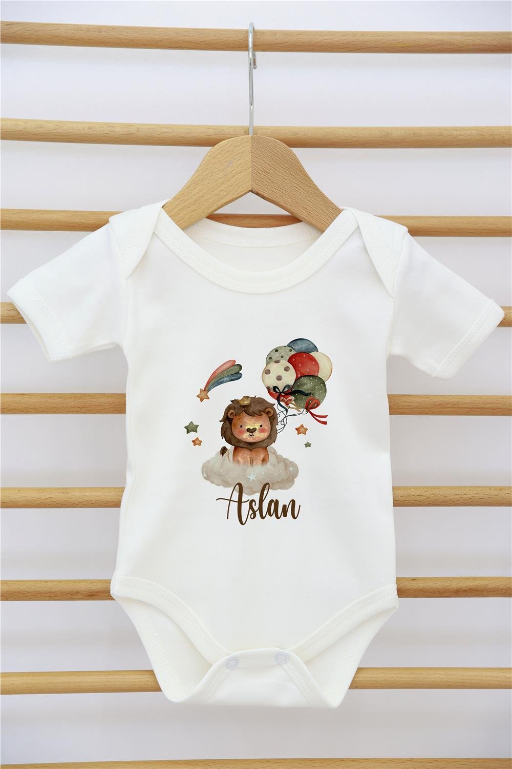 Sevimli Zürafa ve Uçak Desenli 11'li İsimli Organik Hastane Çıkış Seti