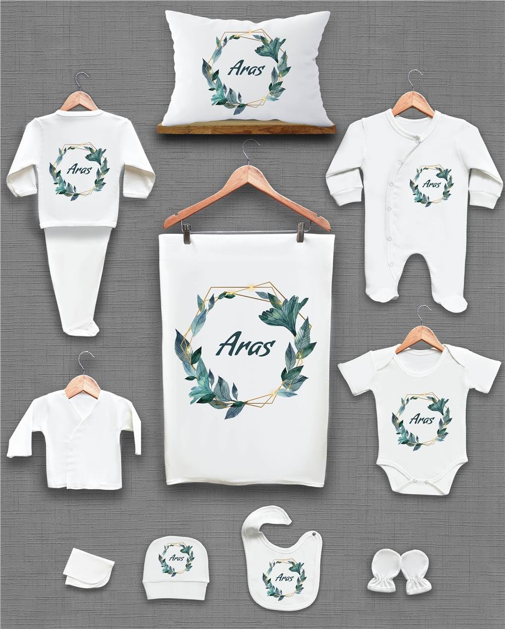 Yeşil Yapraklı Çiçek Desenli 11'li İsimli Organik Hastane Çıkış Seti