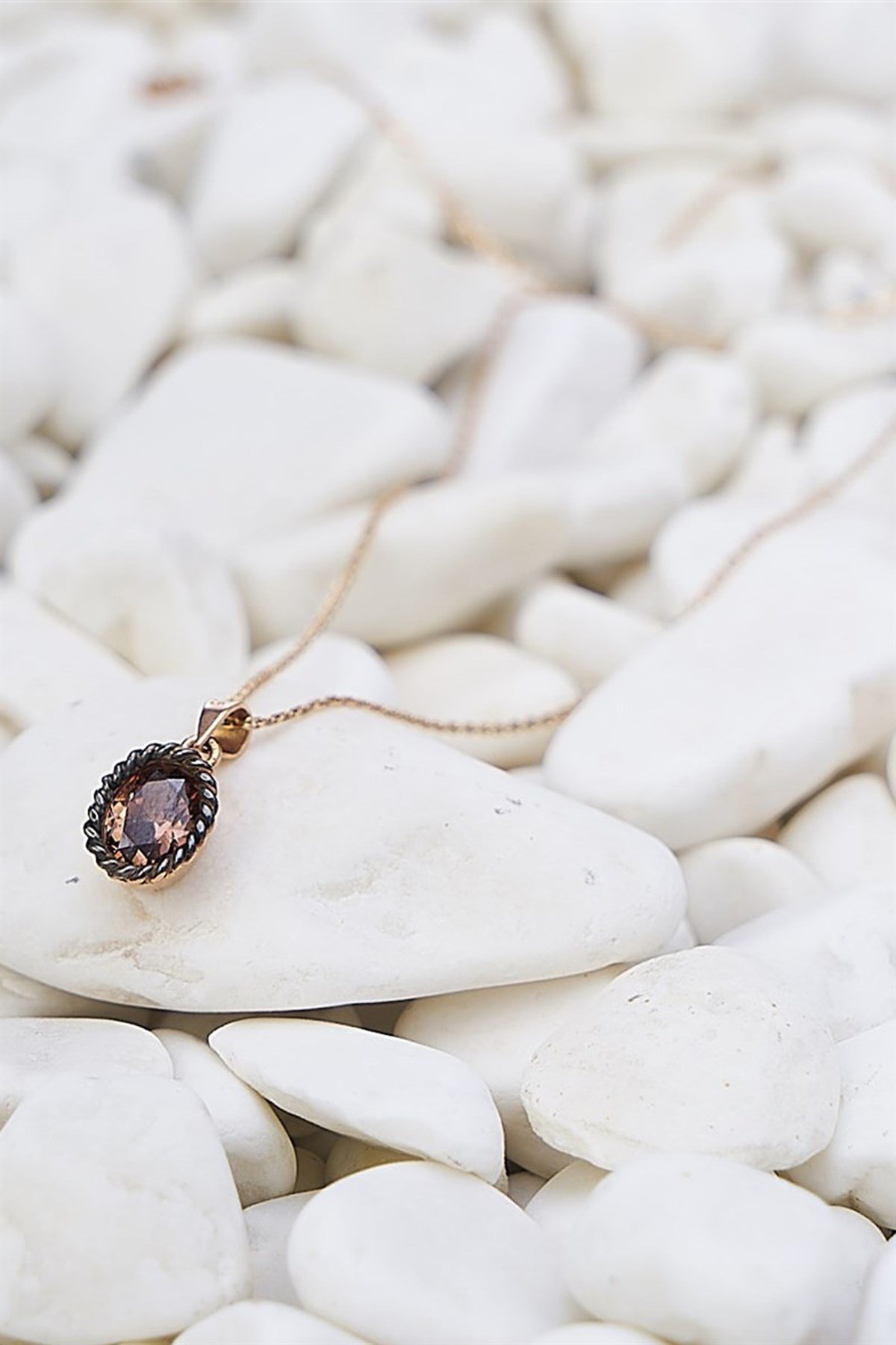 ATİNA TEKTAŞ SMOKY TOPAZ KOLYE - AK567