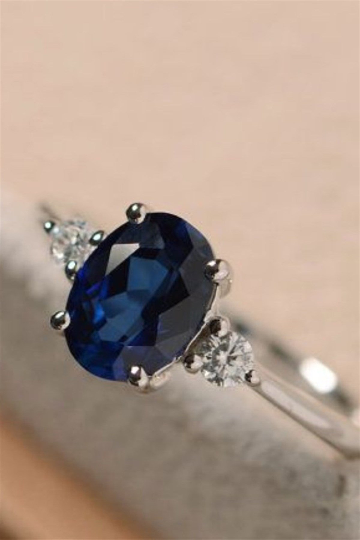 BLUE TOPAZ DOĞAL TAŞ YÜZÜK - AK467