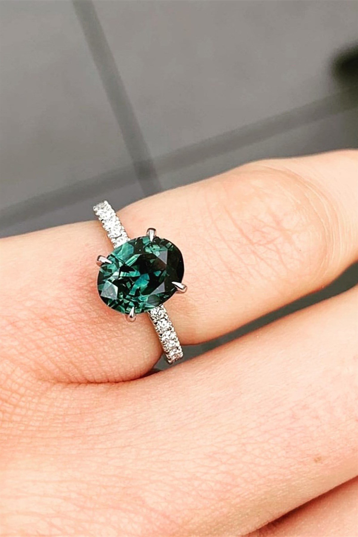 BLUE TOPAZ PIRLANTALI TEKTAŞ YÜZÜK - AK0179