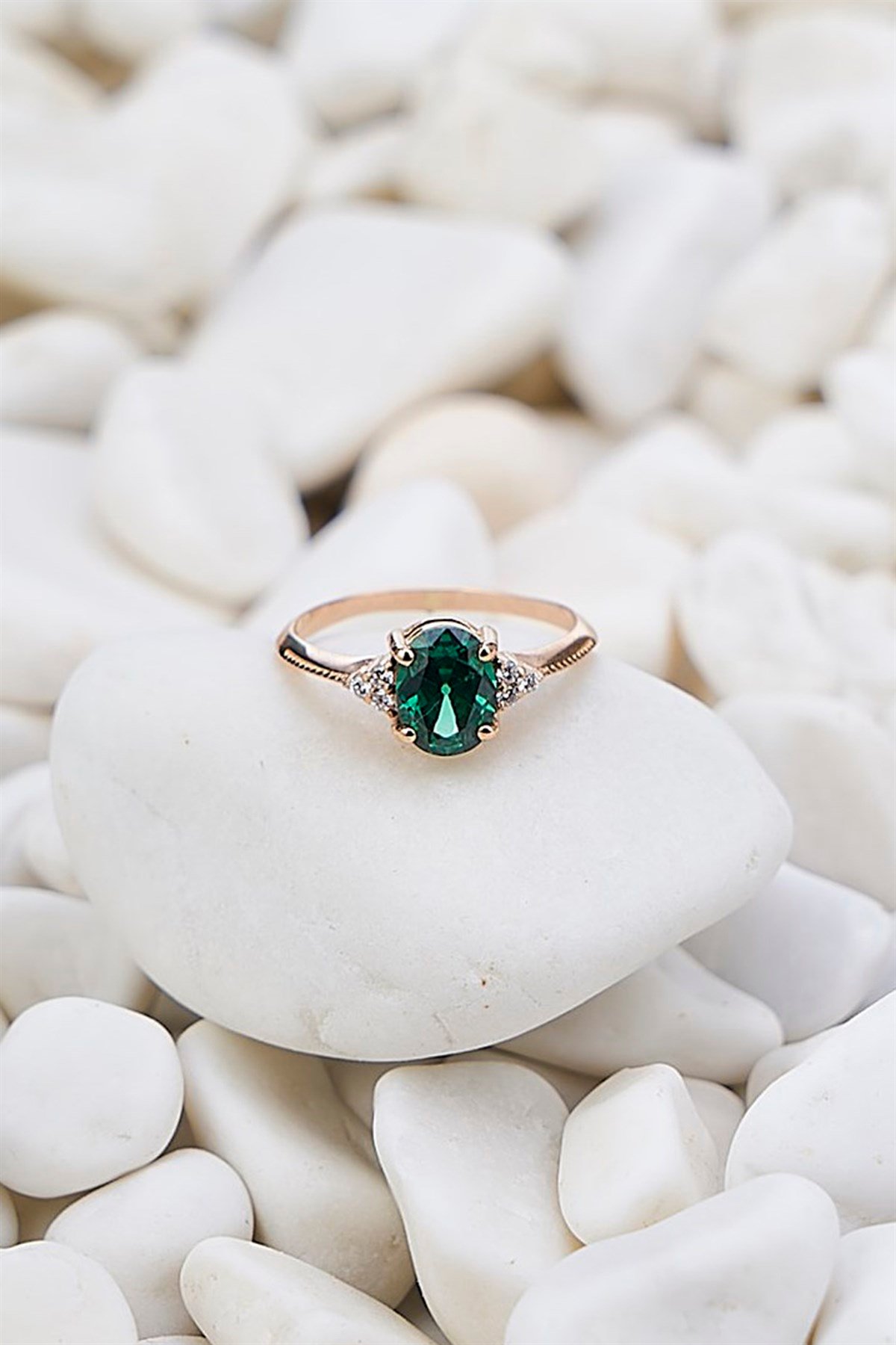 İSKOÇ EVLİLİK TEKLİF GREEN TOPAZ PIRLANTA TEKTAŞ YÜZÜK - AK554