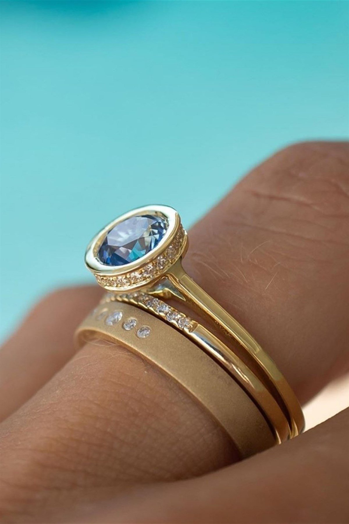 MARSİLYA GREEN TOPAZ ORTA TAS YAN TAŞLARI PIRLANTA TEKTAŞ YÜZÜK - AK601