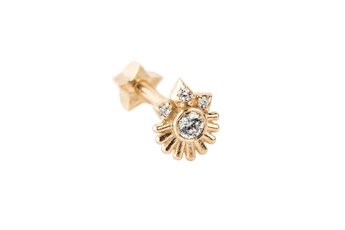 OTANTİK MOTİFLİ TRAGUS KÜPE -ak15786