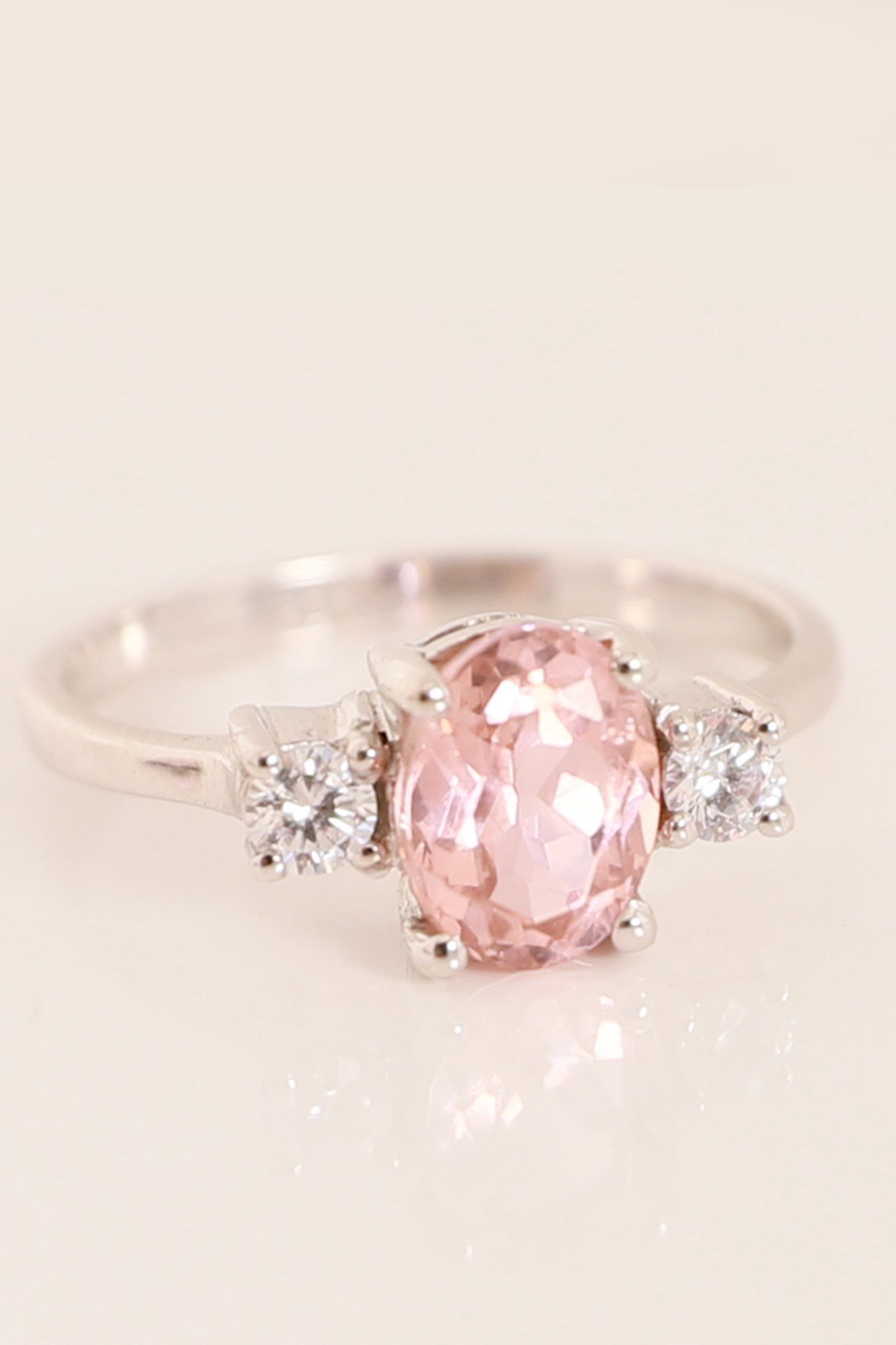 PEMBE KUVARS ~PIRLANTALI~TEKTAŞ YÜZÜK  - Ak211