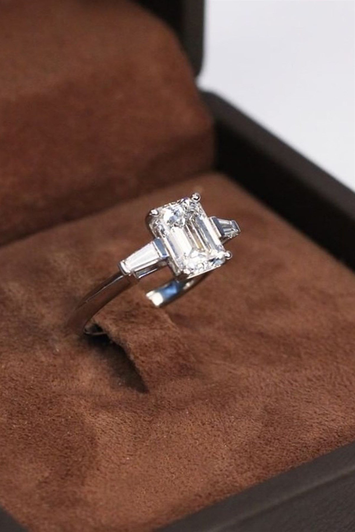 SWAROVSKİ TAŞLI YÜZÜK - AK0199