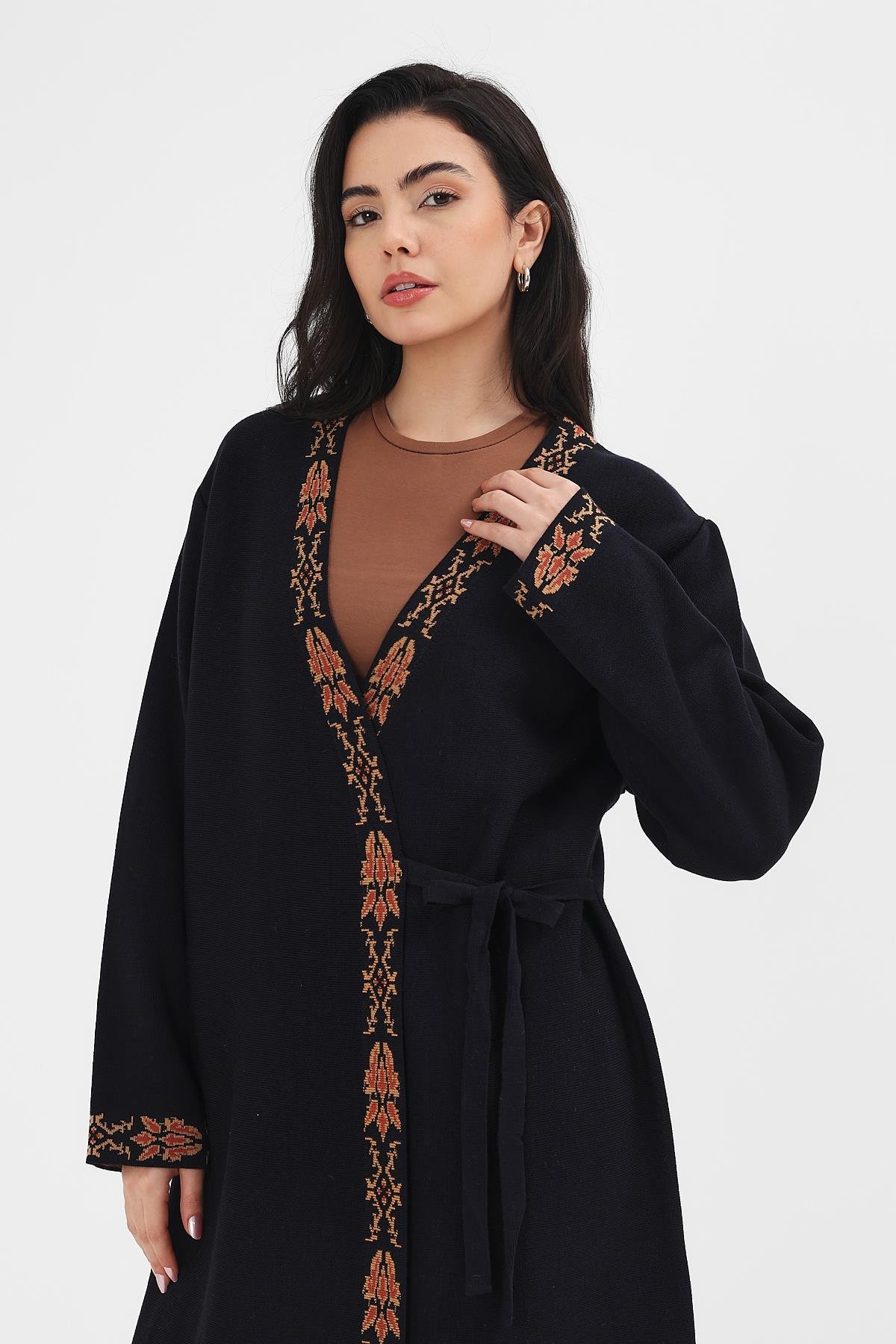 Kadın Lacivert Etnik Desenli Kimono Poncho