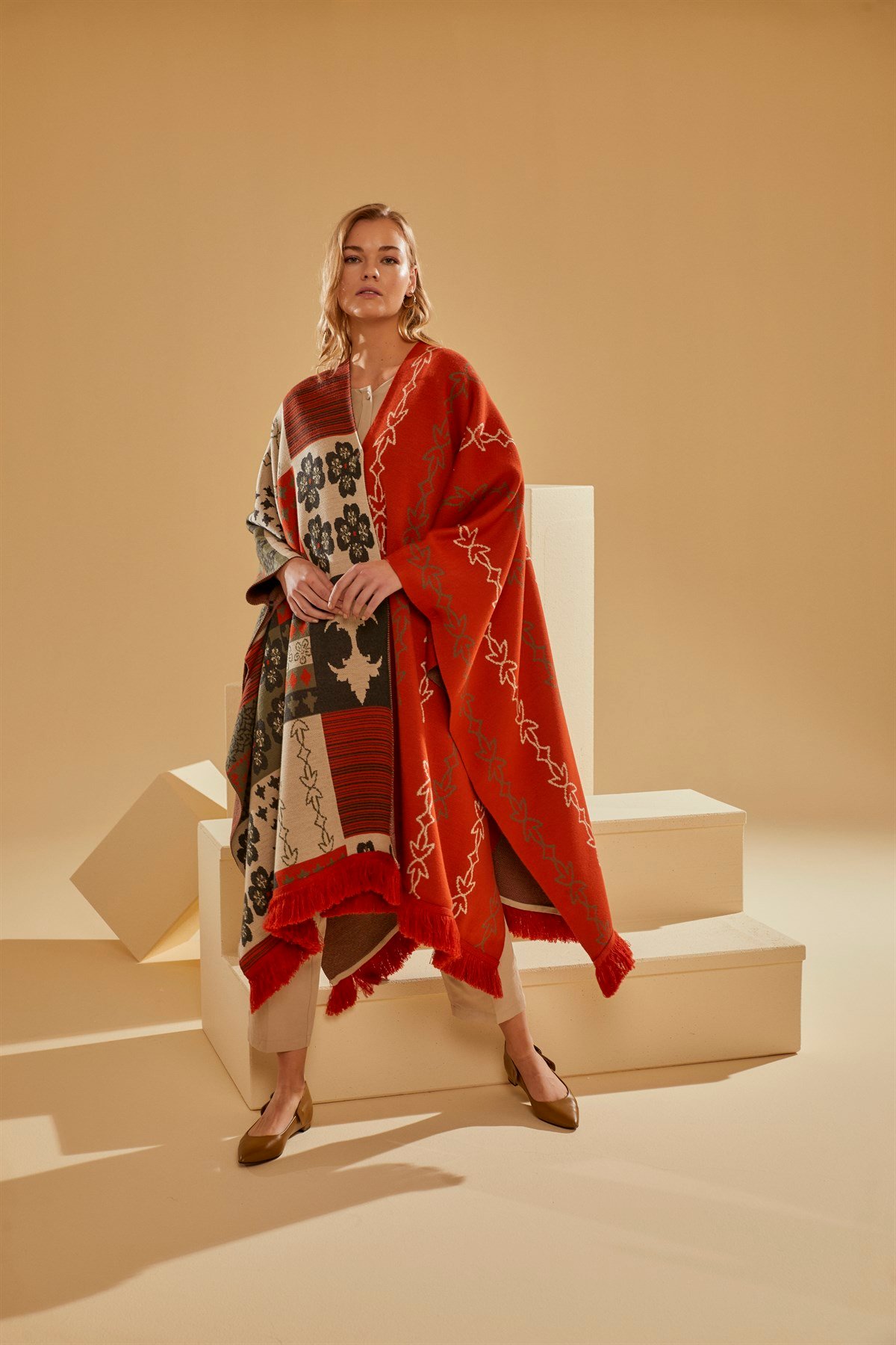 Kadın Patchwork Desen Şal PançoPANÇO