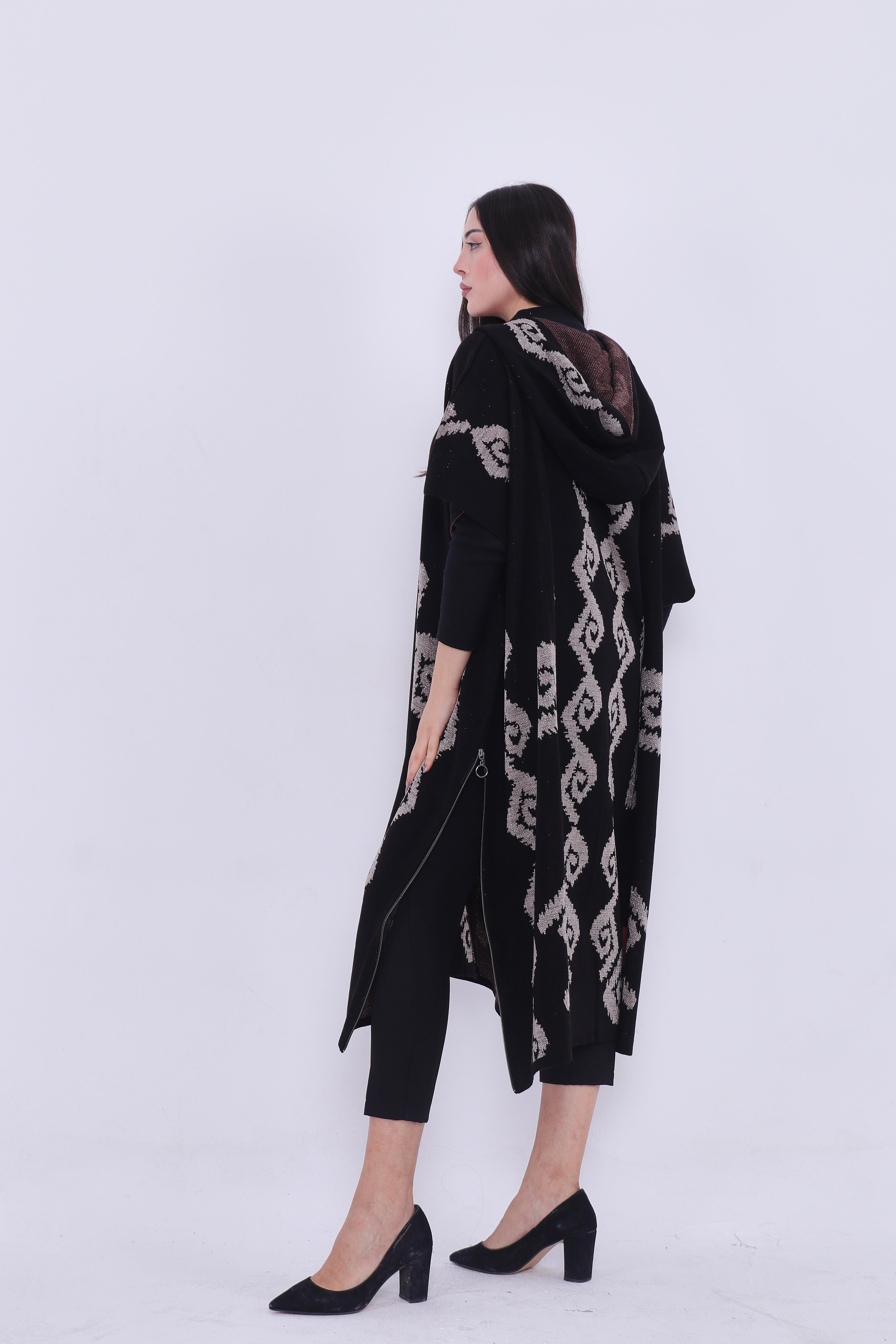 Kadın Siyah Sim Detaylı Fermuarlı Kapüşonlu PançoOUTLET