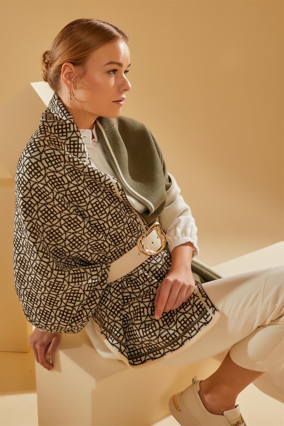 Women's Green Monogram Knitted ShawlShawl