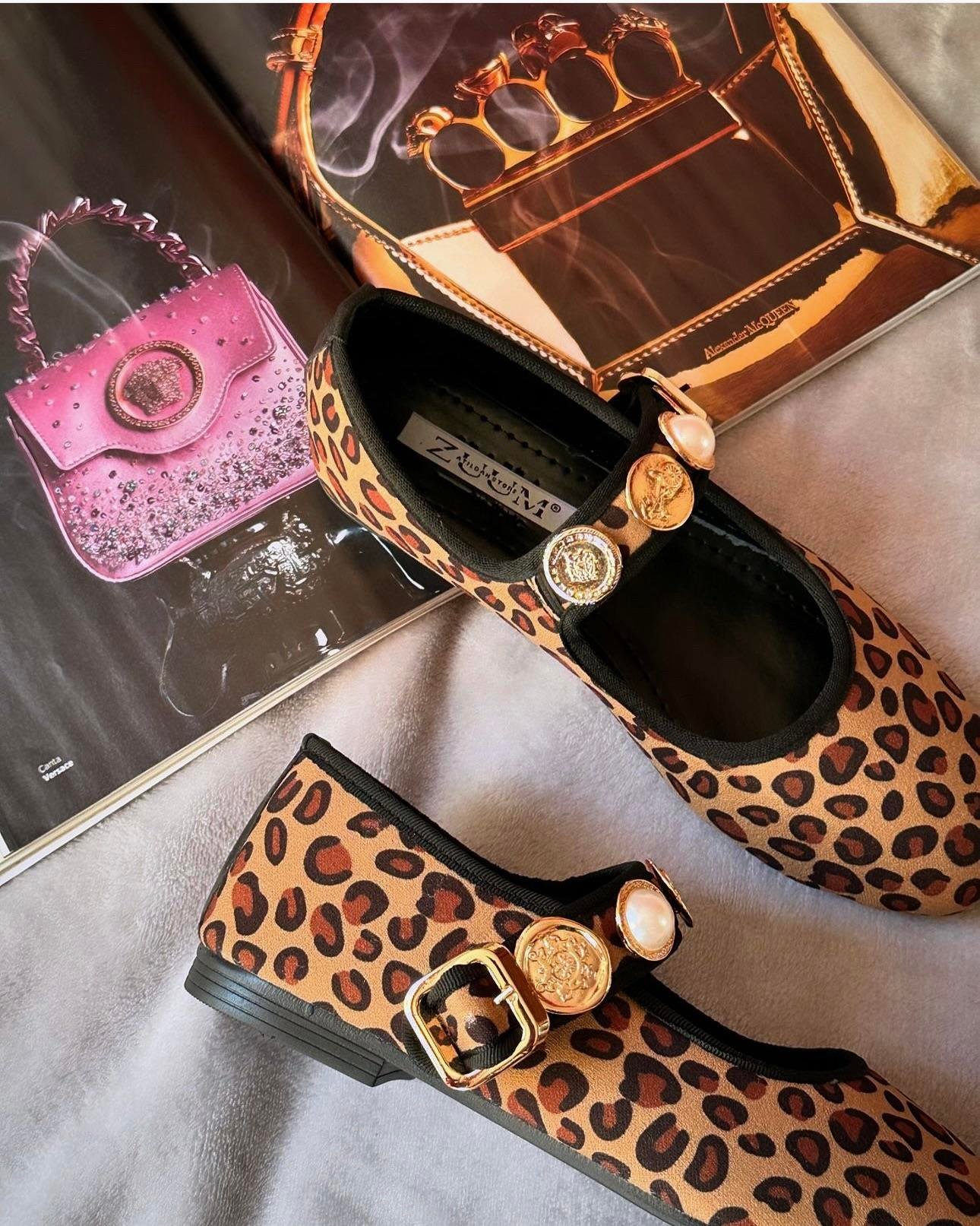 ZUUMBabet & EspadrilAngel Aksesuarlı Kadın Babet - Leopar