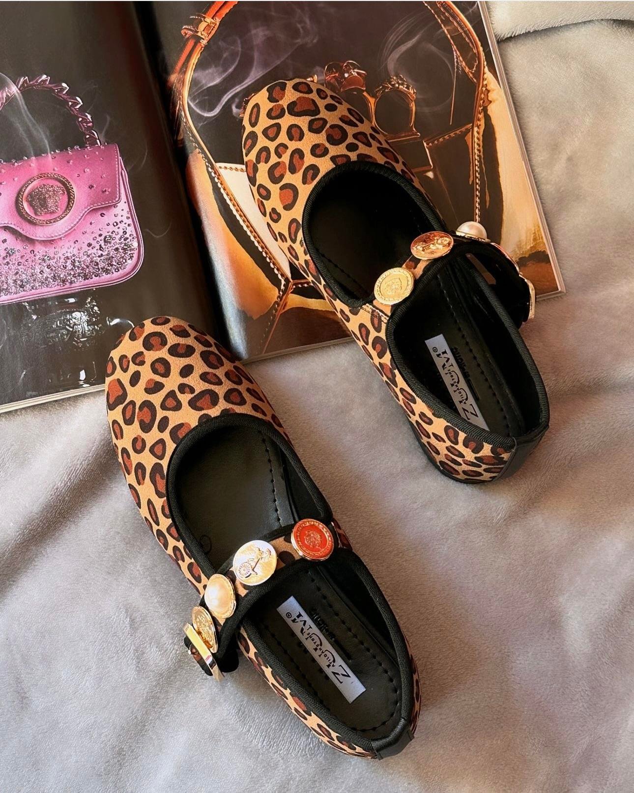 ZUUMBabet & EspadrilAngel Aksesuarlı Kadın Babet - Leopar