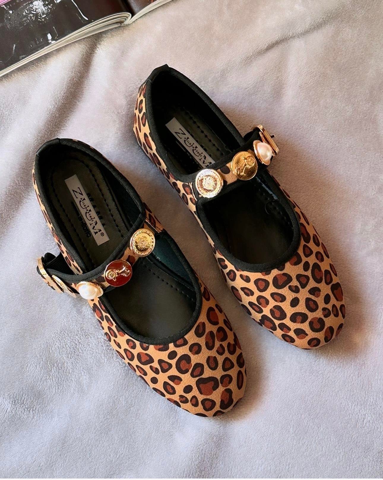 ZUUMBabet & EspadrilAngel Aksesuarlı Kadın Babet - Leopar
