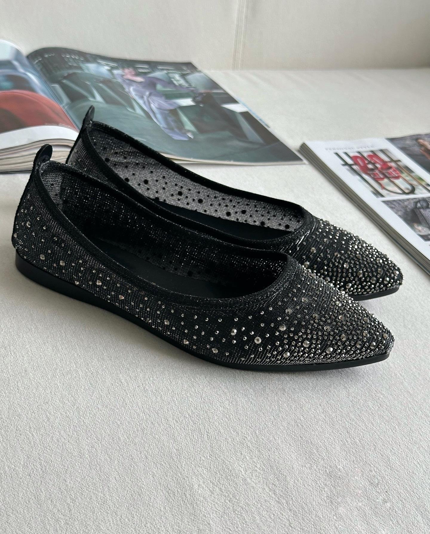 ZUUMBABET & ESPADRİLBuron Tül ve Taş Detaylı Kadın Babet - Siyah & Gümüş Taş
