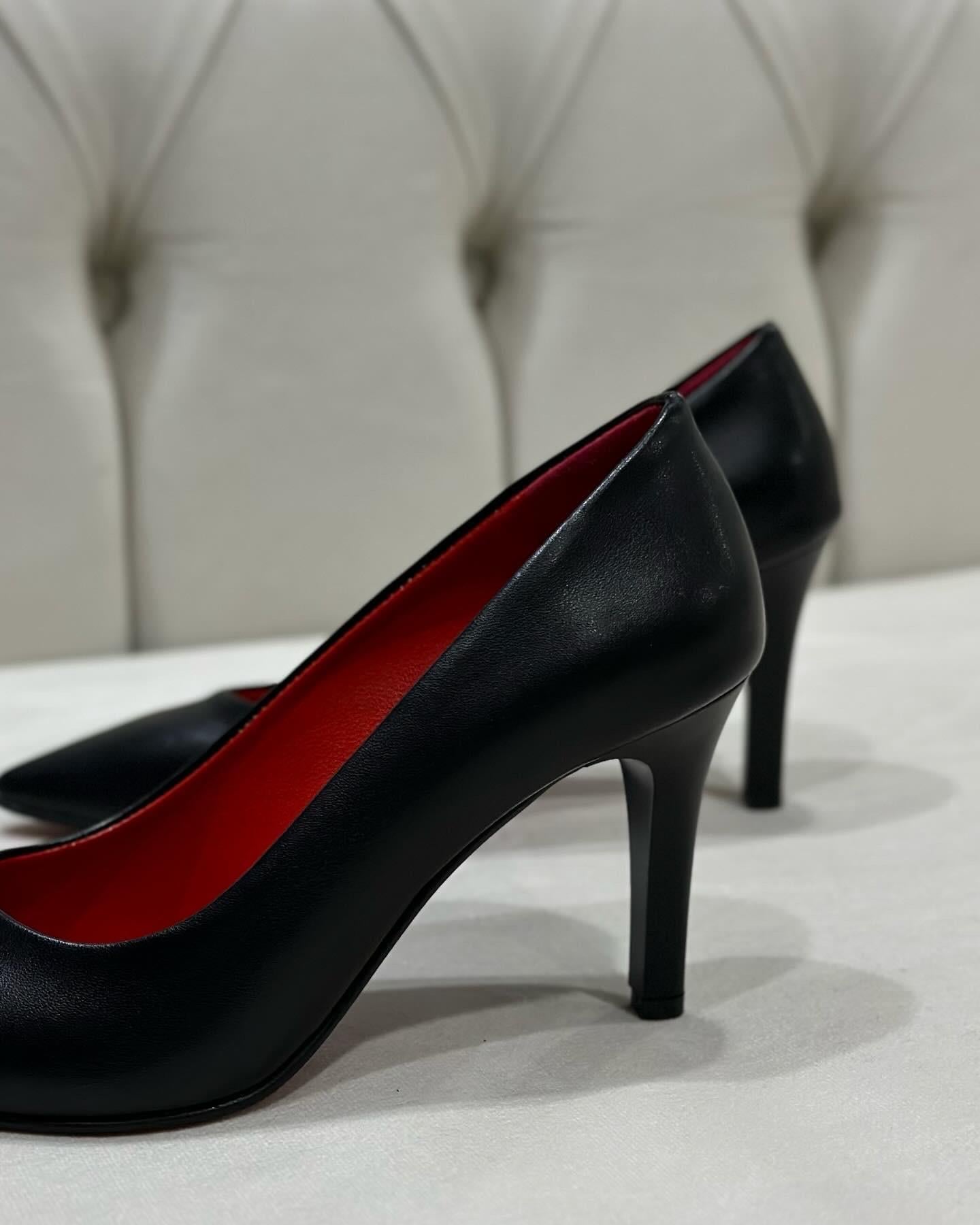 ZUUMİNCE & KALIN TOPUKLUFanfey 8 cm İçi Gerçek Deri Stiletto - Siyah & Kırmızı