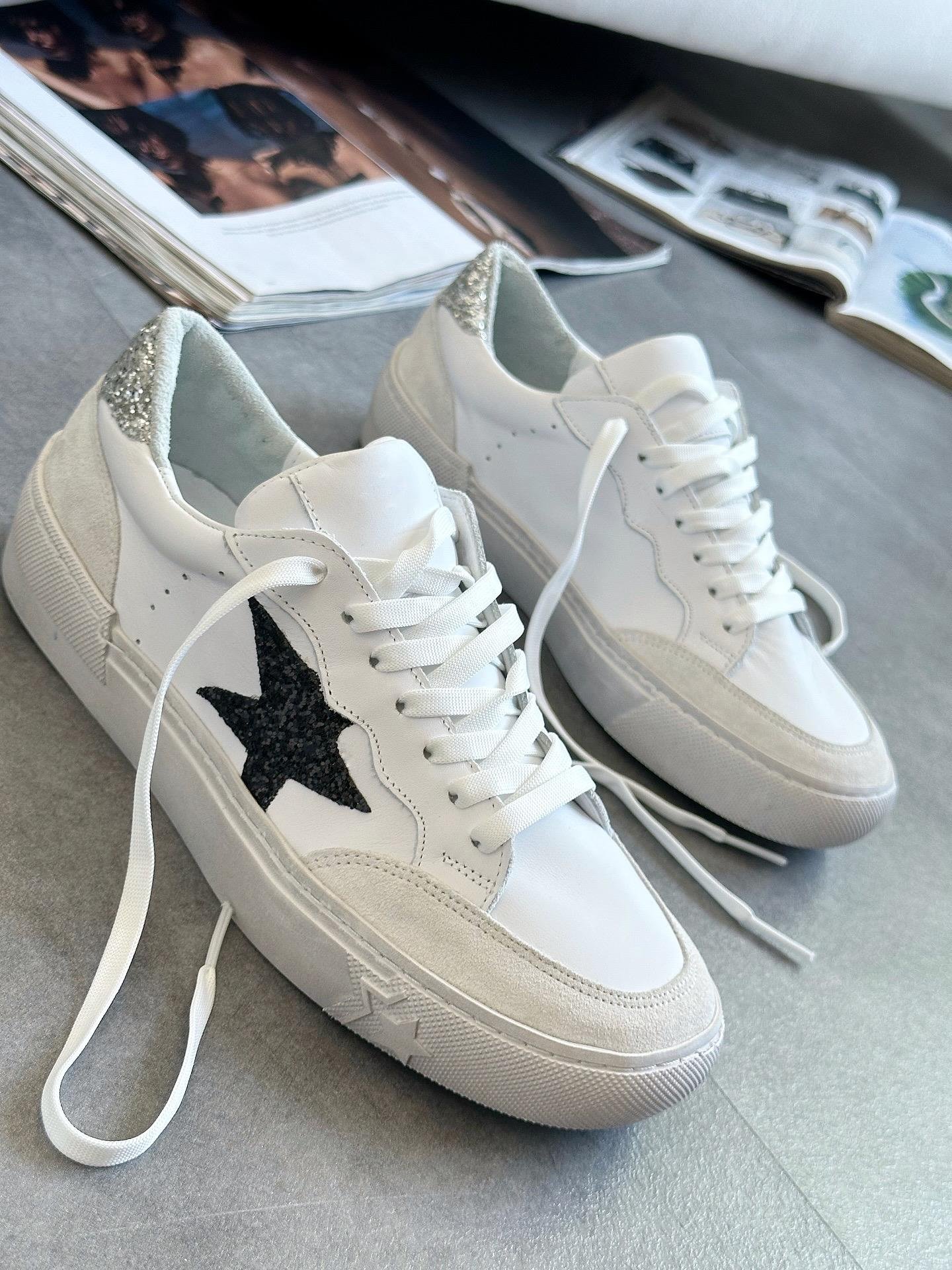 ZUUMSNEAKERGoose % 100 Hakiki Deri Kadın Sneaker - Beyaz Deri & Siyah