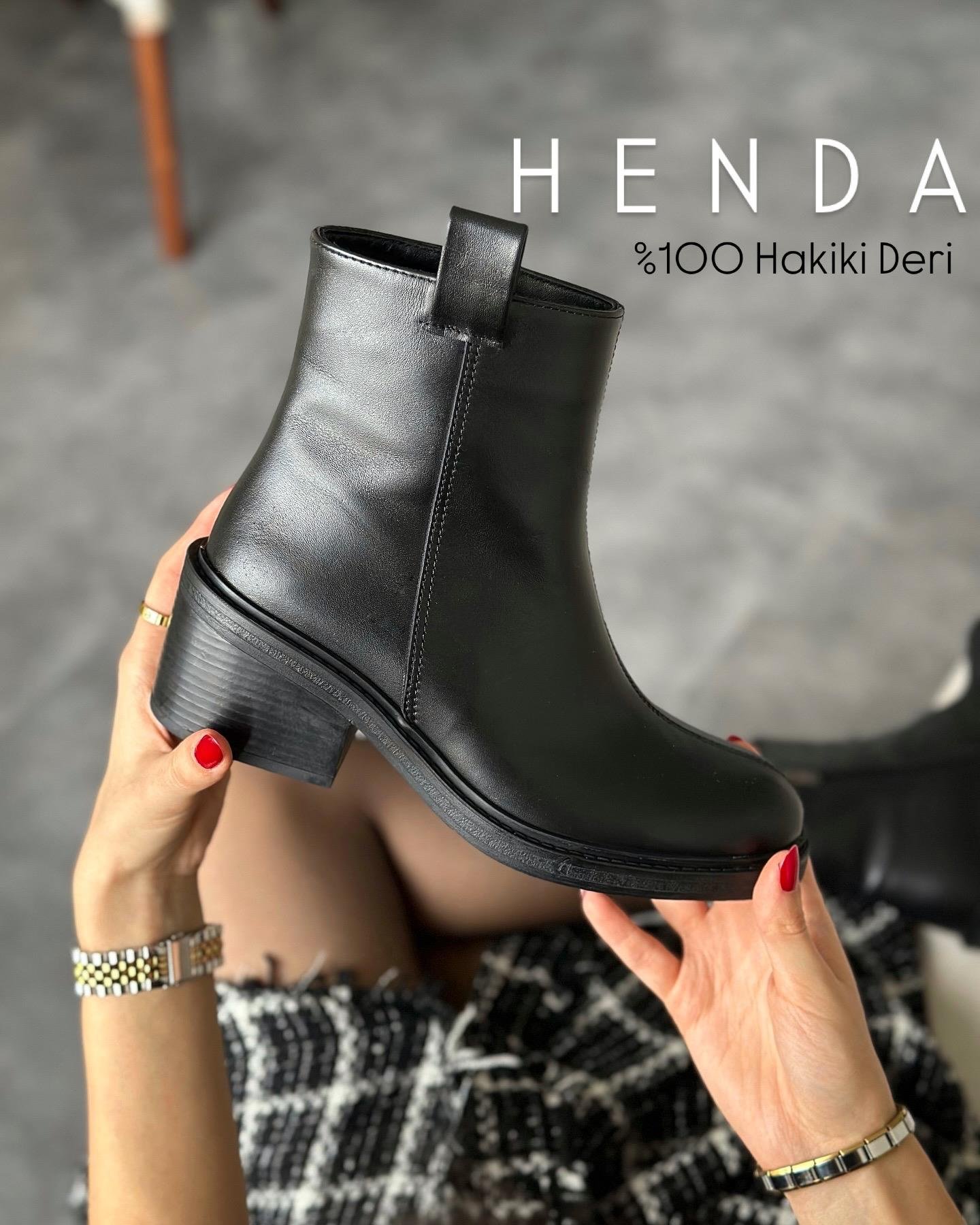 ZUUMBOT & ÇİZMEHenda % 100 Hakiki Deri Topuklu Kadın Bot - Siyah Deri