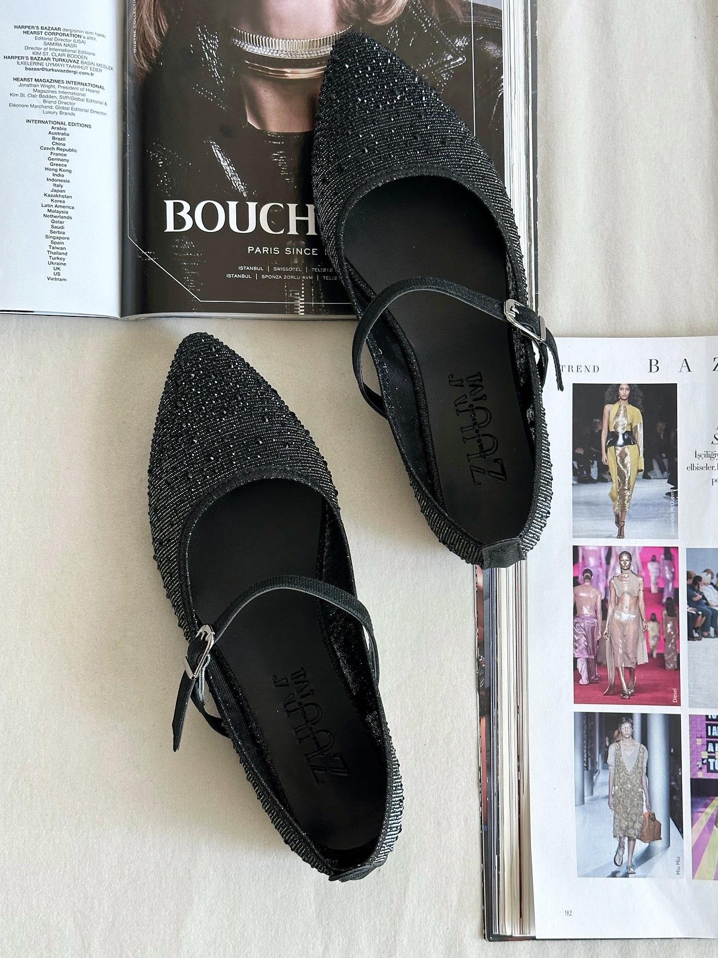 ZUUMBABET & ESPADRİLKalon Sivri Burun Mary Jane Style Kadın Babet - Siyah & Siyah Taşlı