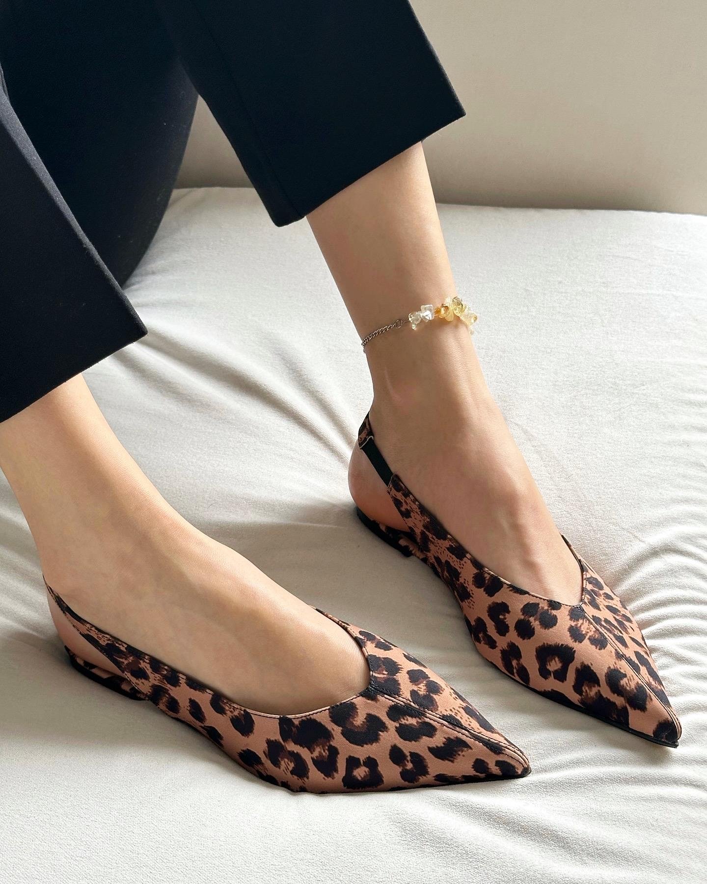 ZUUMBABET & ESPADRİLLeraya Sivri Burunlu Kadın Babet  - Leopar
