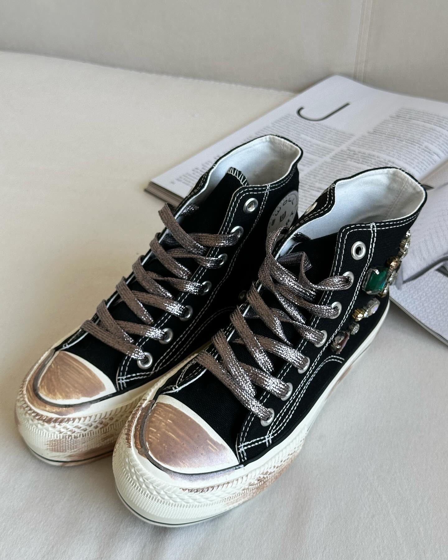 ZUUMSNEAKERNary Taş Aksesuarlı  Kalın Taban Boğazlı Kadın Sneaker - Siyah