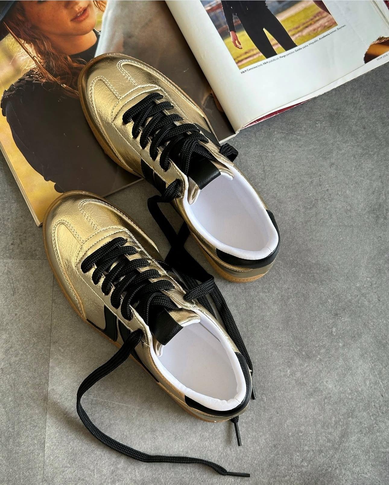 ZUUMSNEAKEROdin Kadın Sneaker - Altın & Siyah