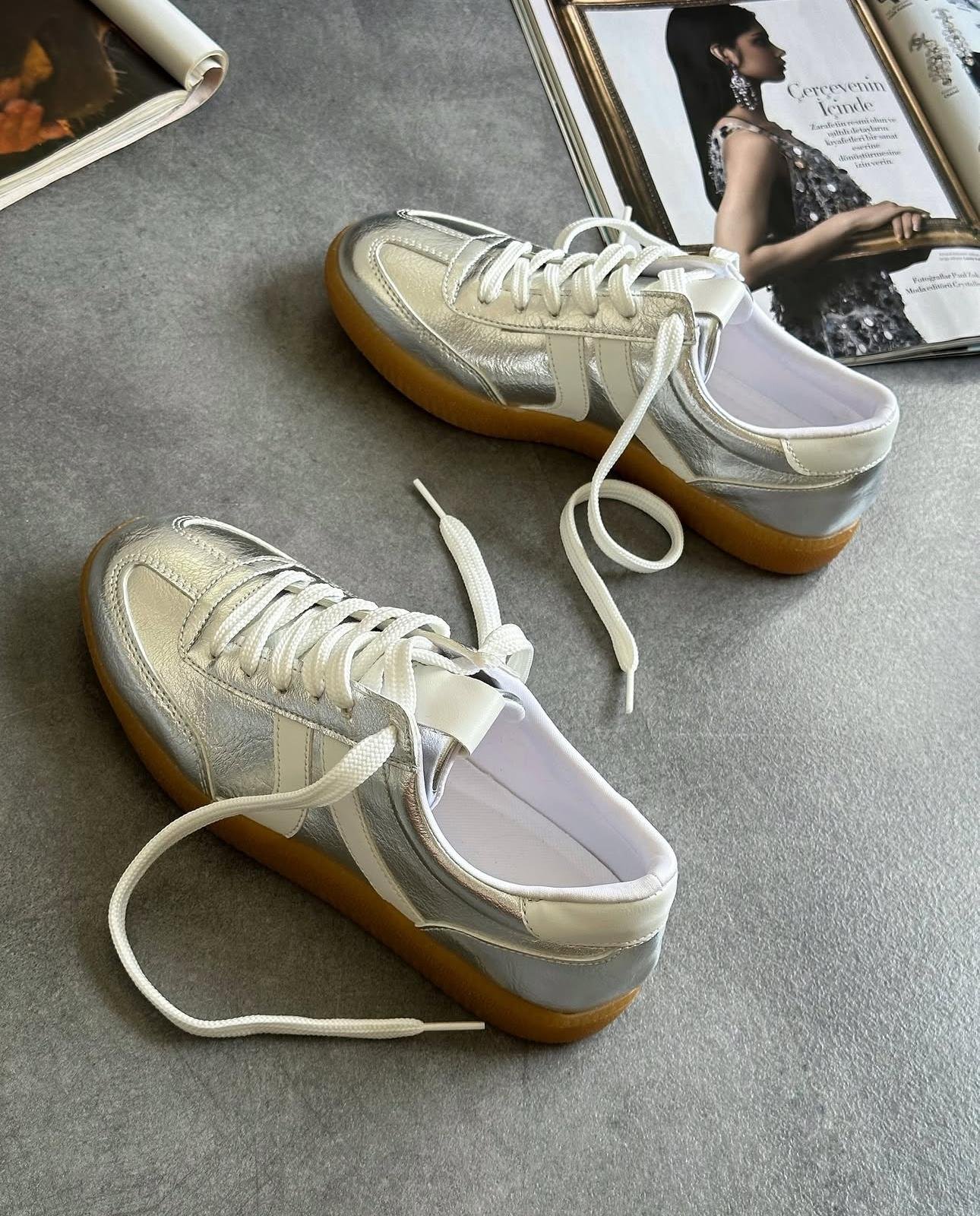 ZUUMSNEAKEROdin Kadın Sneaker - Gümüş & Beyaz