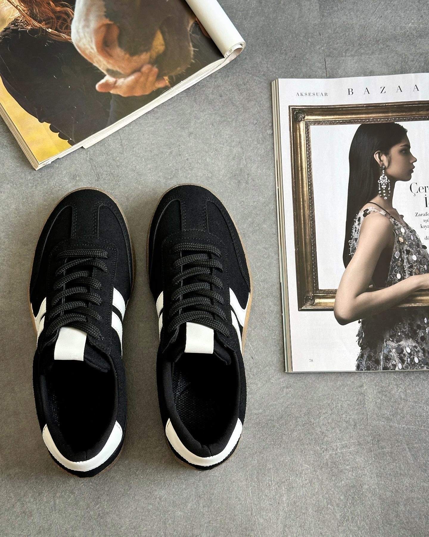 ZUUMSNEAKEROdin Kadın Sneaker - Siyah & Beyaz
