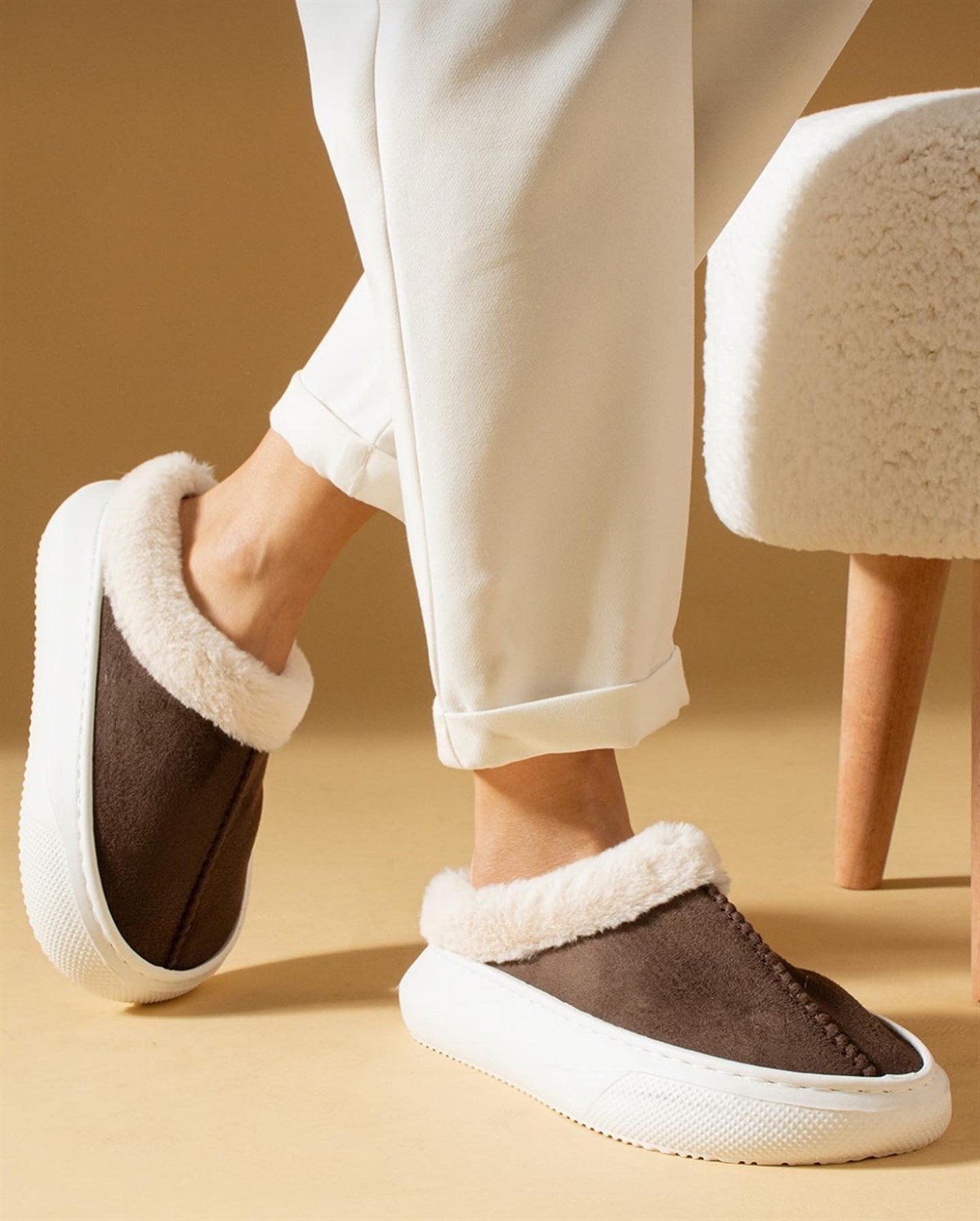 ZUUMTerlikPuffi Kadın Comfort Puf Ev Terliği - Kahve