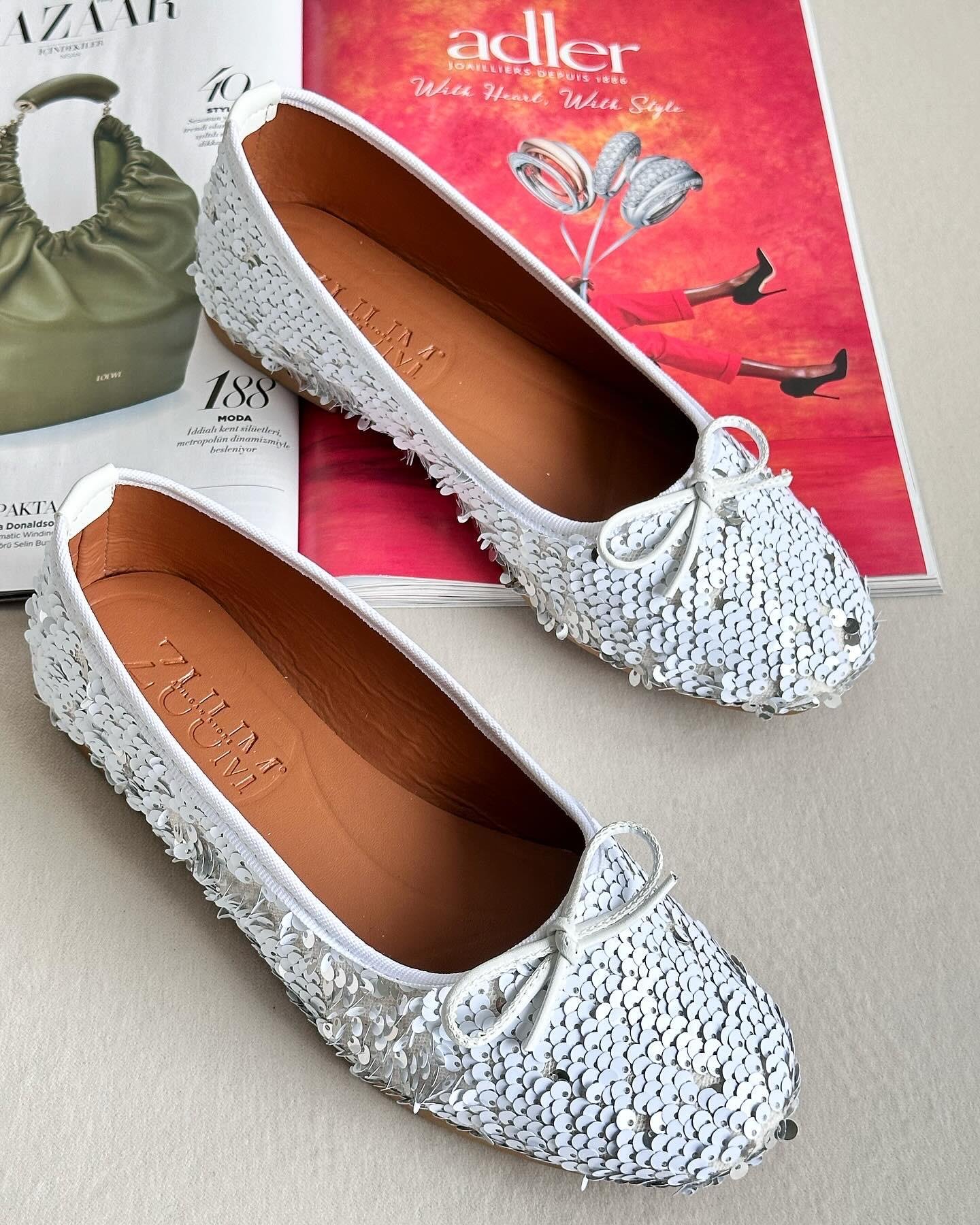 ZUUMBabet & EspadrilRenzo Komple Pullu Kadın Babet - Beyaz & Gümüş