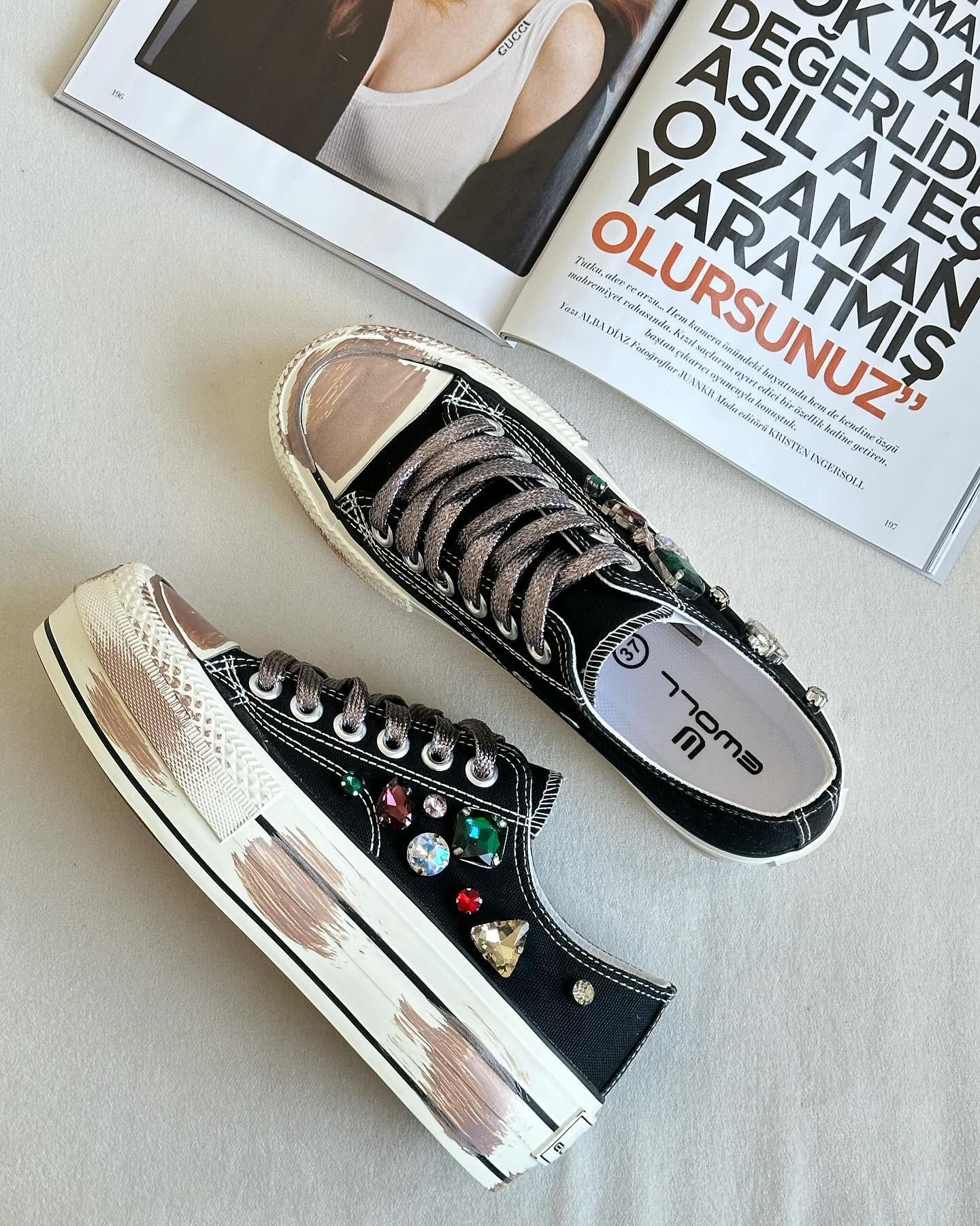 ZUUMSNEAKERRufel Taş Aksesuarlı  Kalın Taban Kadın Sneaker - Siyah