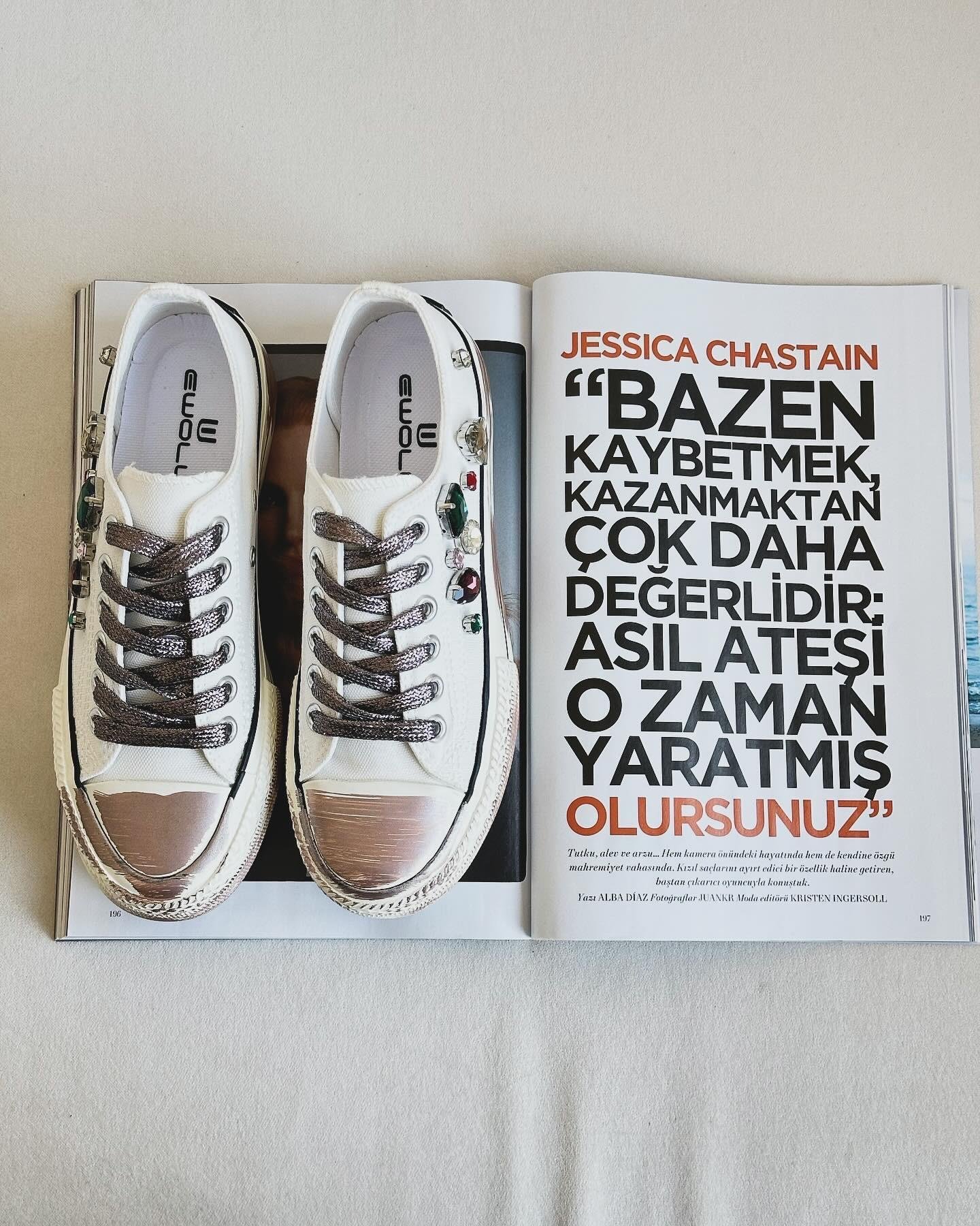 ZUUMSNEAKERRufel Taş Aksesuarlı  Kalın Taban Kadın Sneaker - Beyaz