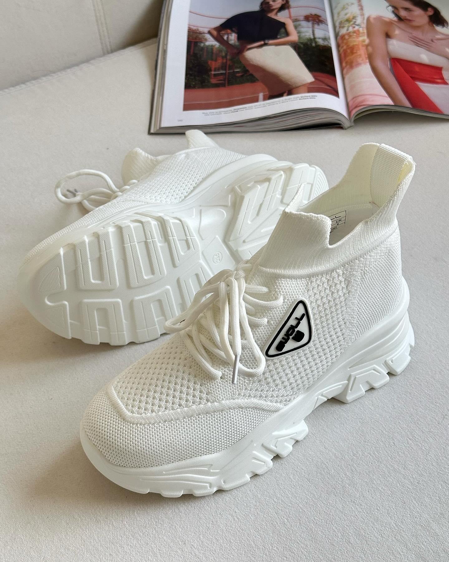 ZUUMSNEAKERSonne İçten Gizli Topuklu Kalın Taban Kadın Sneaker - Beyaz