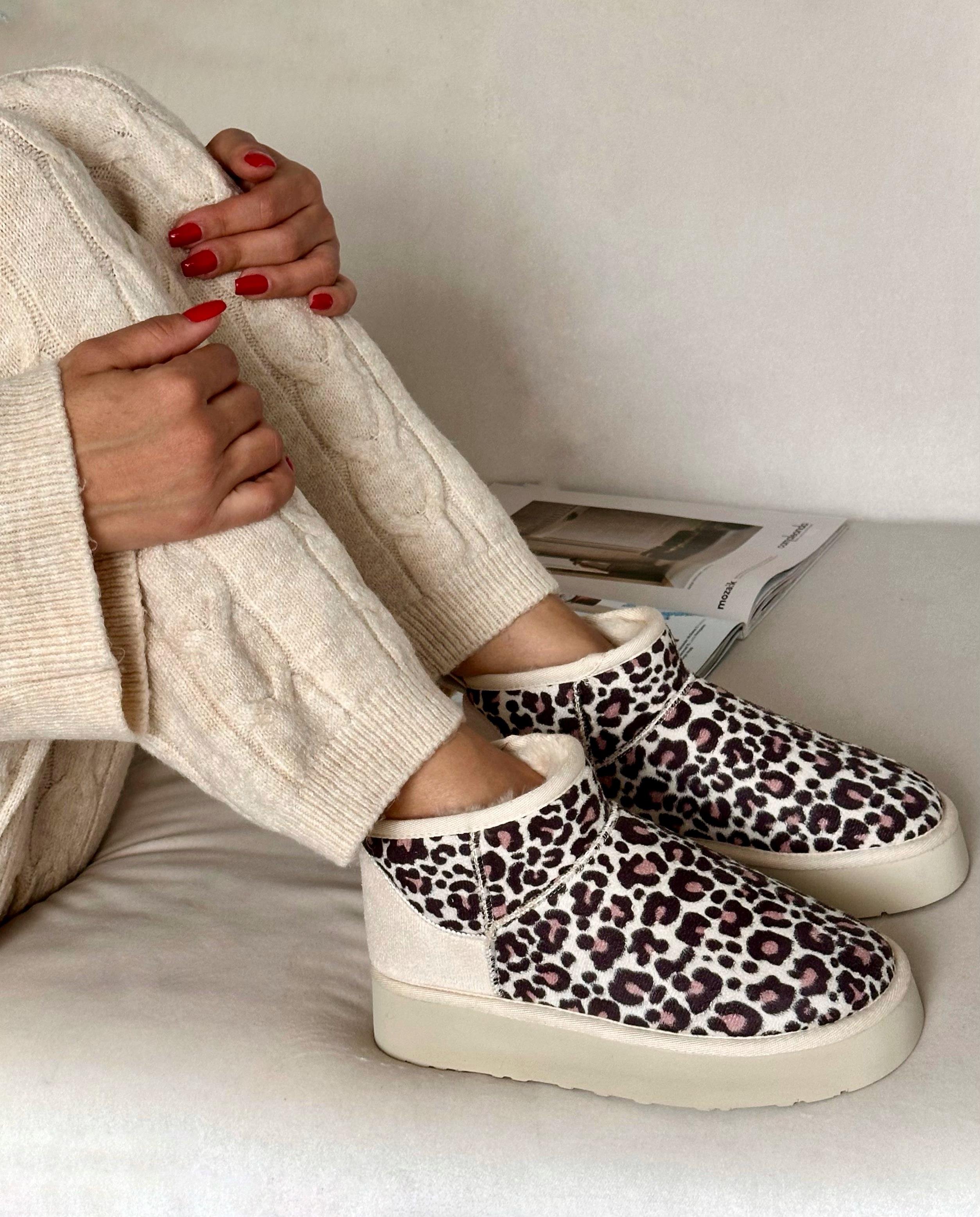 ZUUMBOT & ÇİZMEStorm Mini Boy Kalın Taban UGG Style Kadın Bot - Bej Leopar
