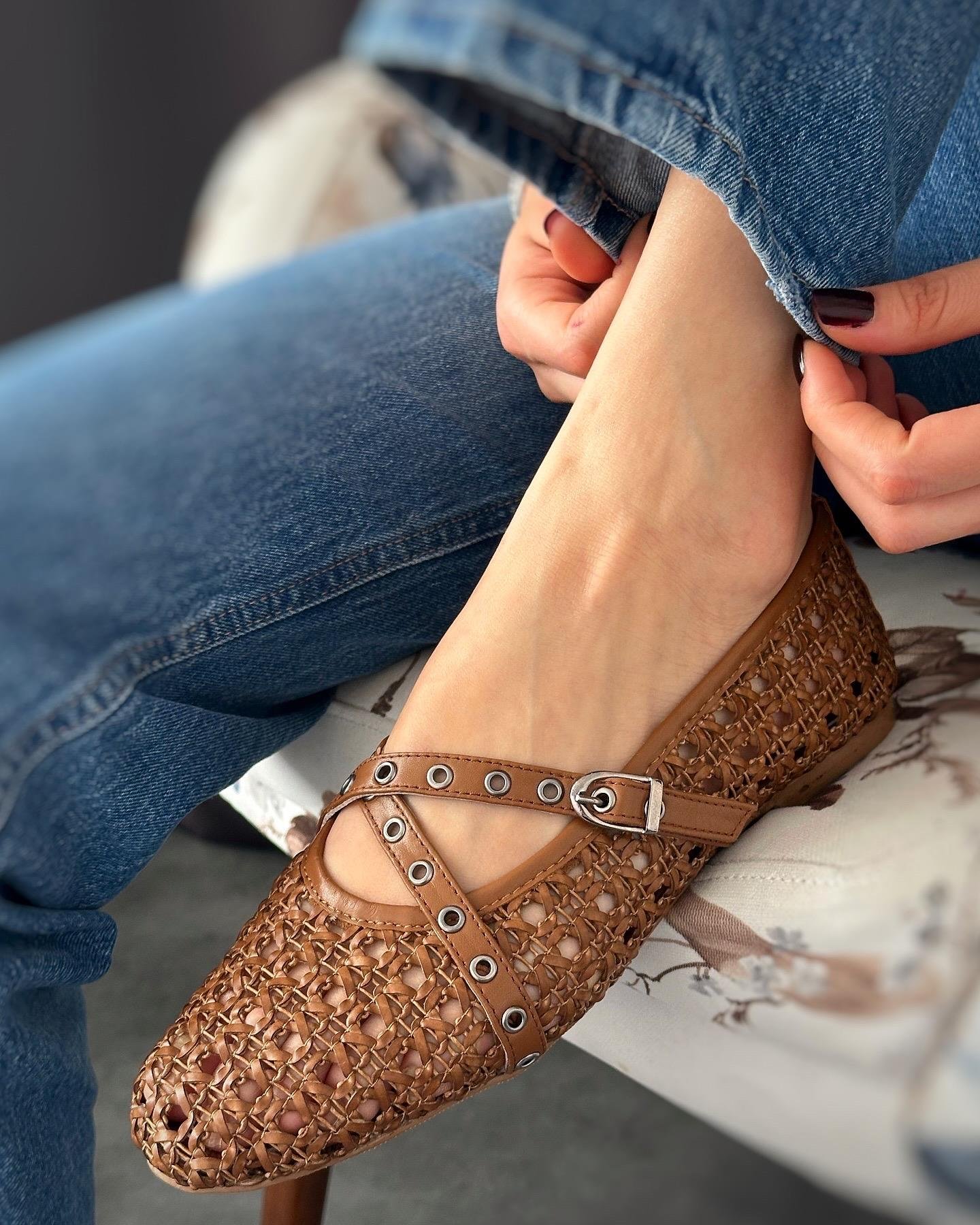 ZUUMBABET & ESPADRİLVelra Hakiki Deri El Örgüsü File Kadın Babet - Taba Deri