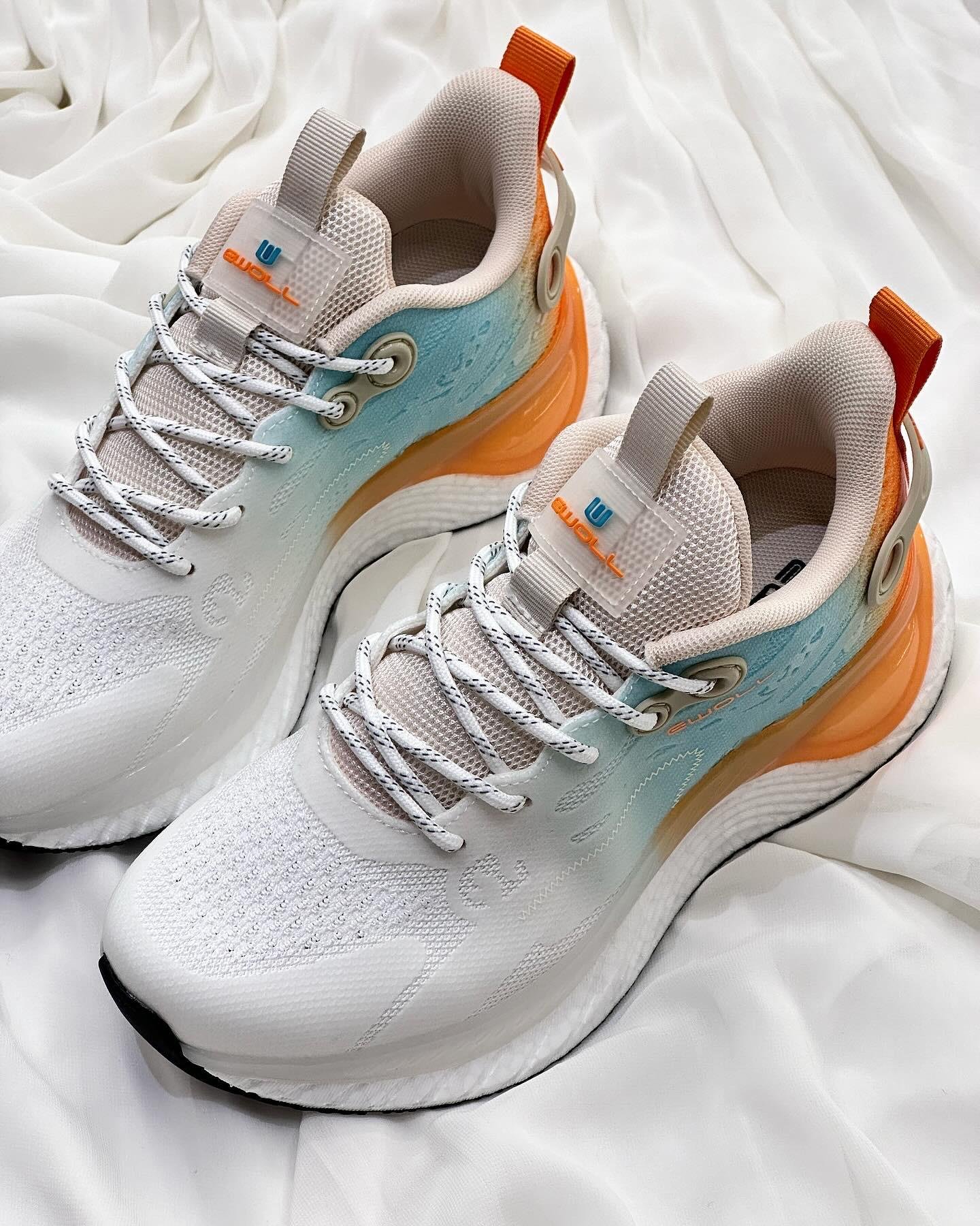 ZUUMSNEAKERVınson Relax Sistem Köpük Taban  Günlük Kadın Sneaker - Beyaz
