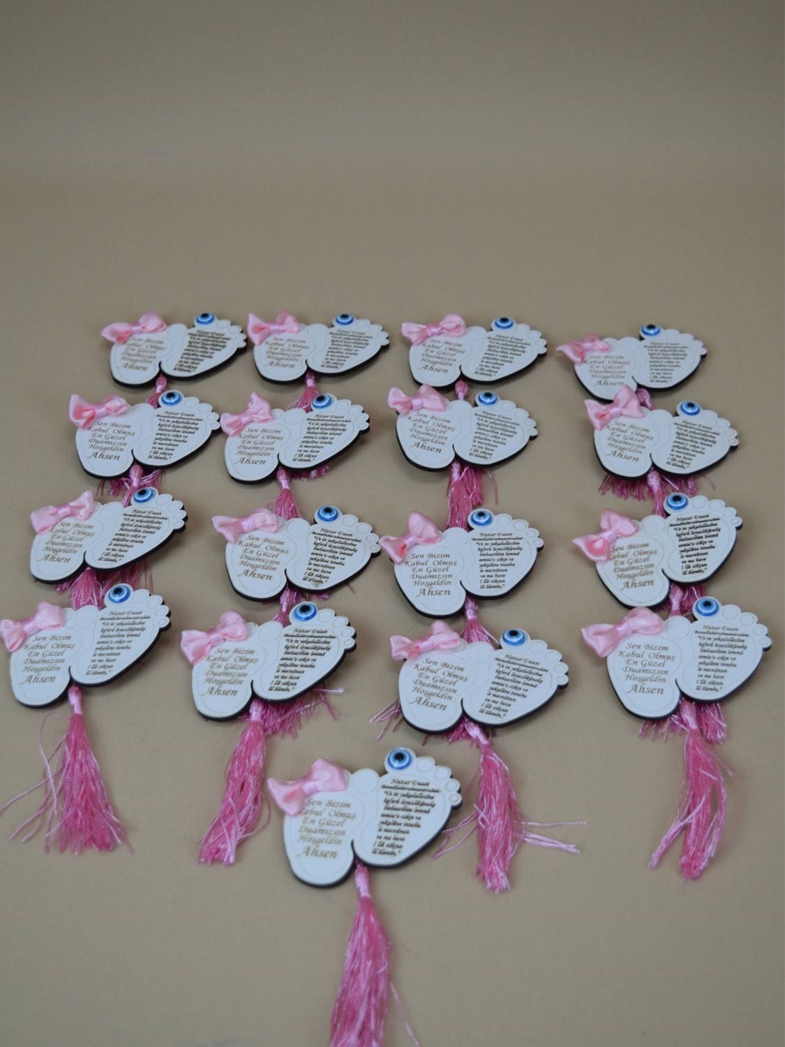 Ana Kuzusu İsme Özel  Ahşap Magnet 30 Adet 30MA25