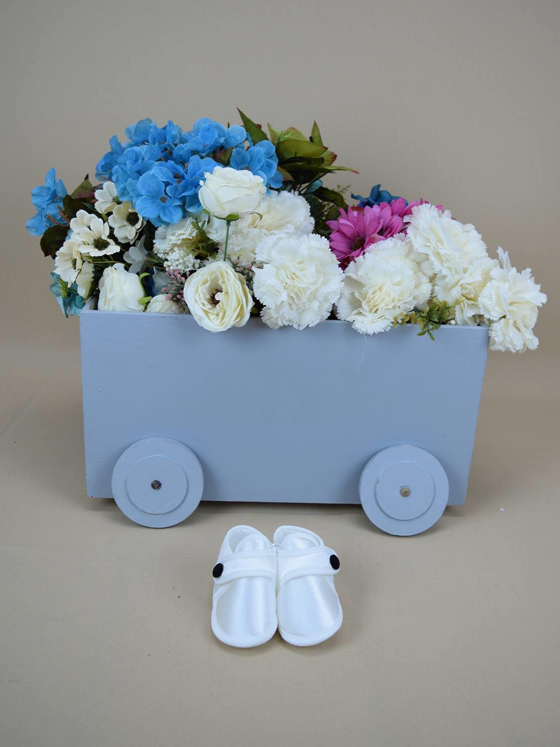 Ana Kuzusu İsme Özel Hastane Çıkışı Bebek Patiği Siyah Düğme