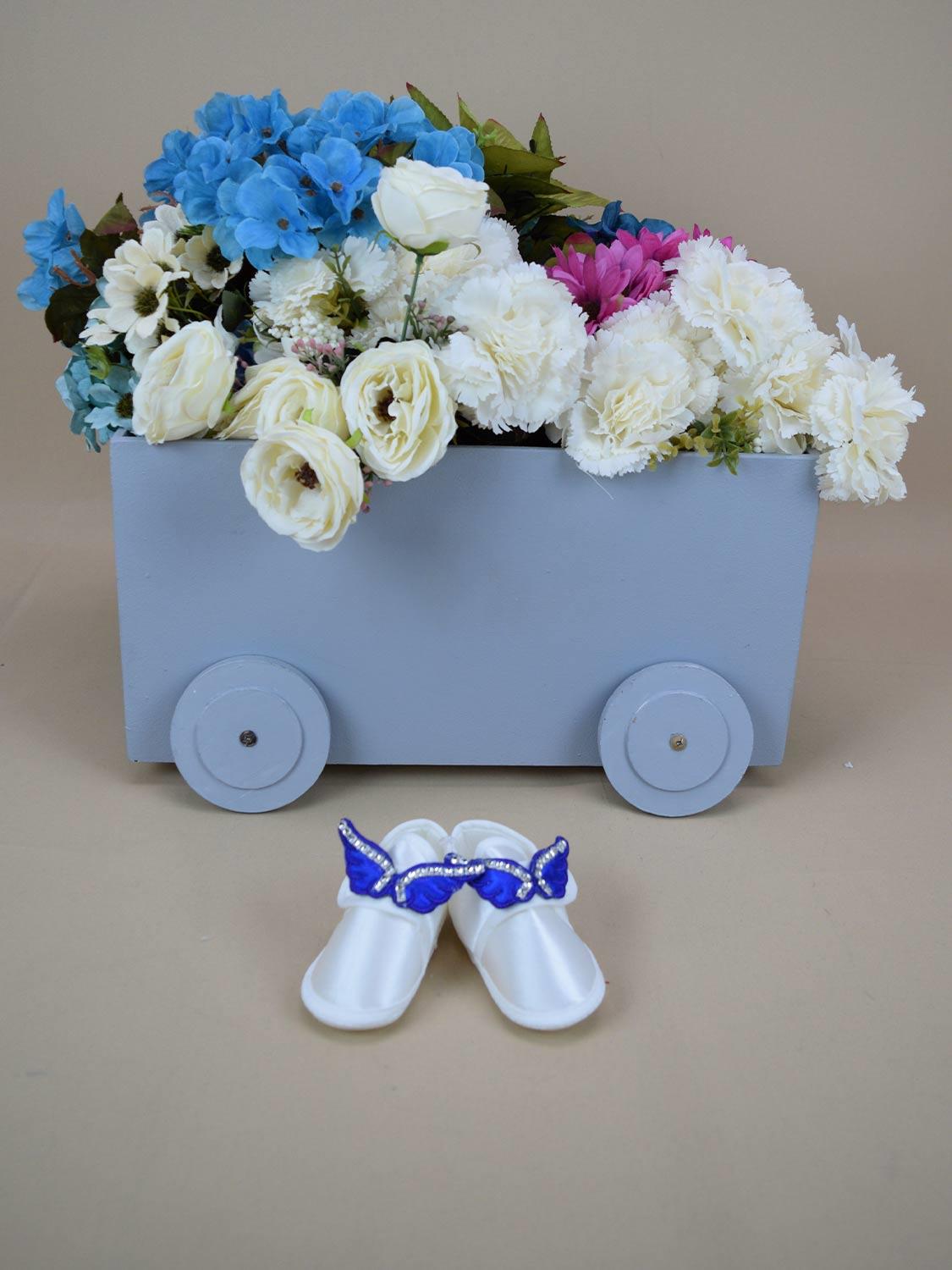 Ana Kuzusu İsme Özel Hastane Çıkışı Bebek Patiği Taş işleme Kelebek Mavi