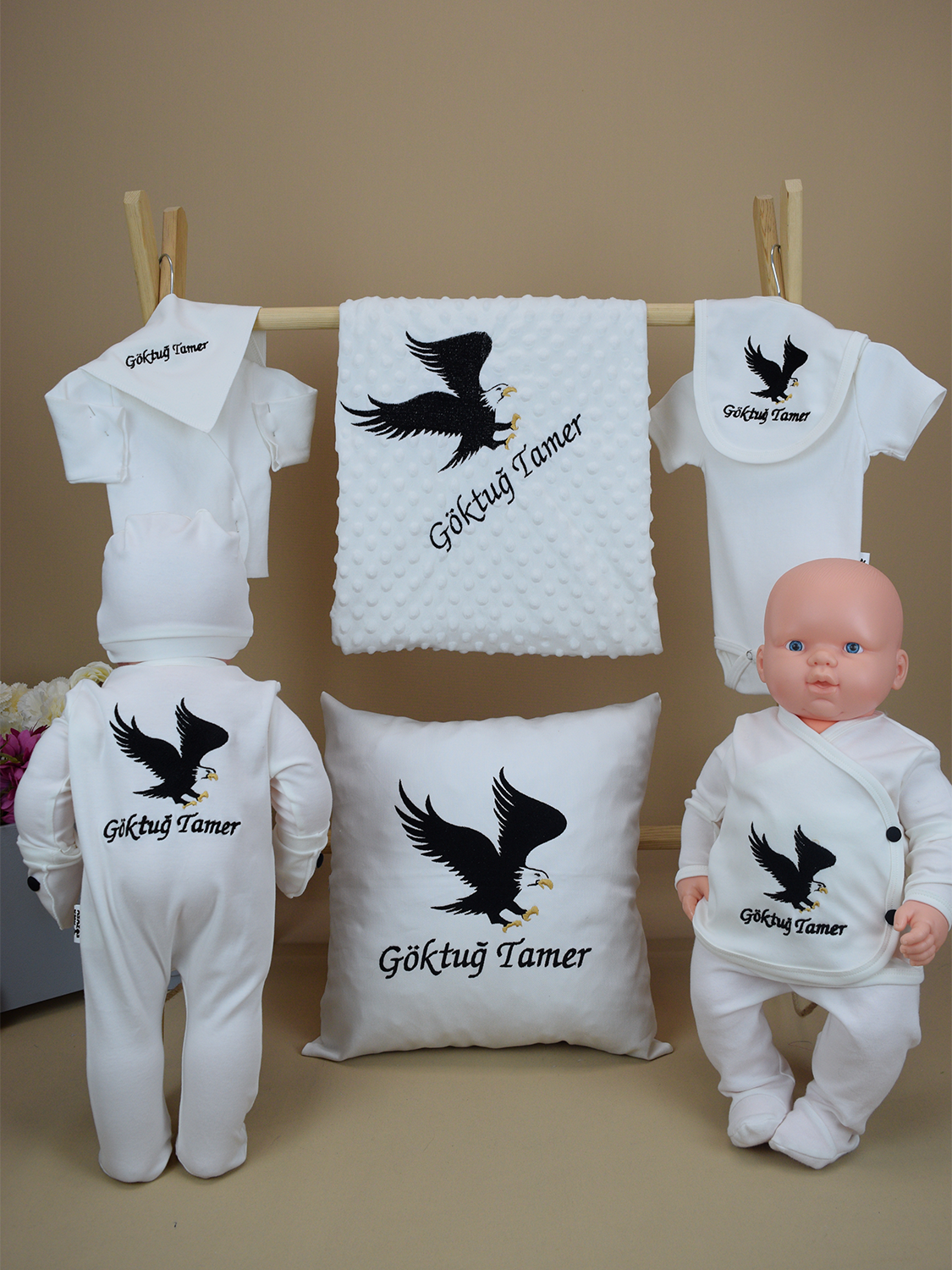 Ana Kuzusu İsme Özel Nakış Hastane Çıkışı Kartal Desen Yastıklı Set Nohut battaniye  11KRT023