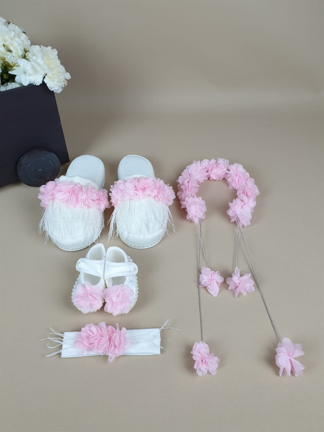 Ana Kuzusu Özel Tasarım Lohusa Taç Terlik Seti 4LTT05