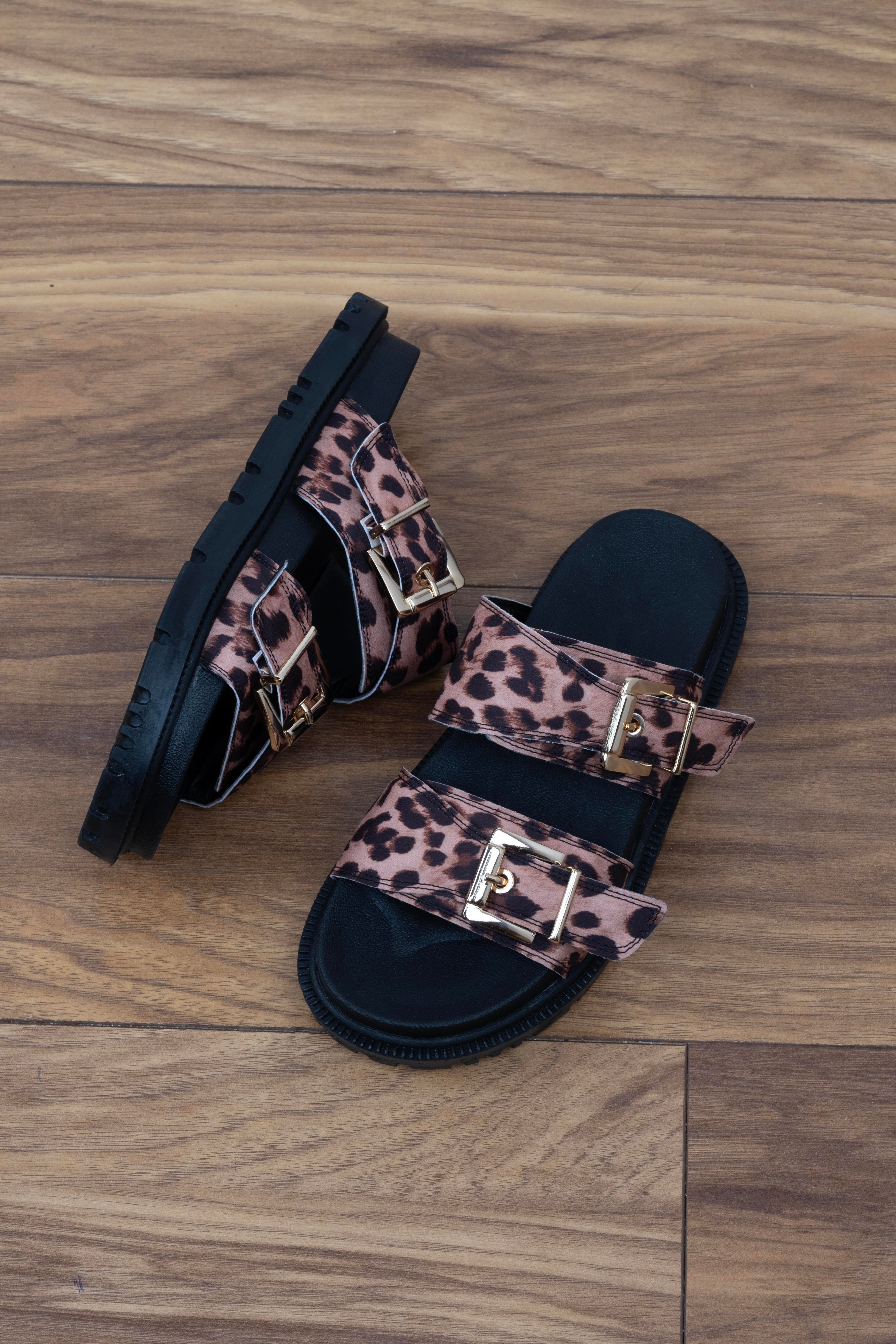 Madisa Model Kemer Detaylı Terlik Leopar