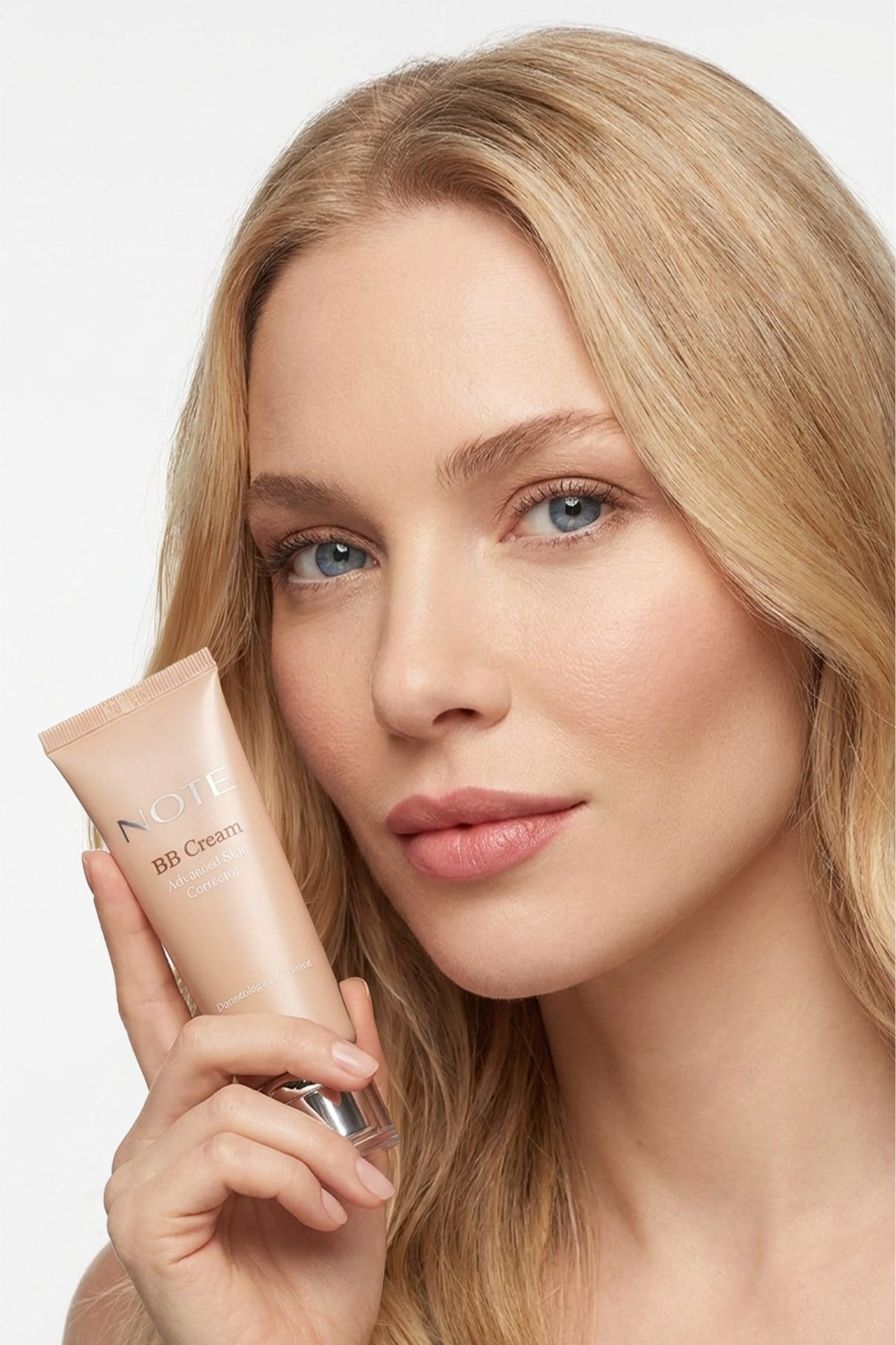 Note BB Cream 300 Light Beige SPF 15 Nemlendirici Etkili Yoğun Kapatıcı BB Krem-30110584