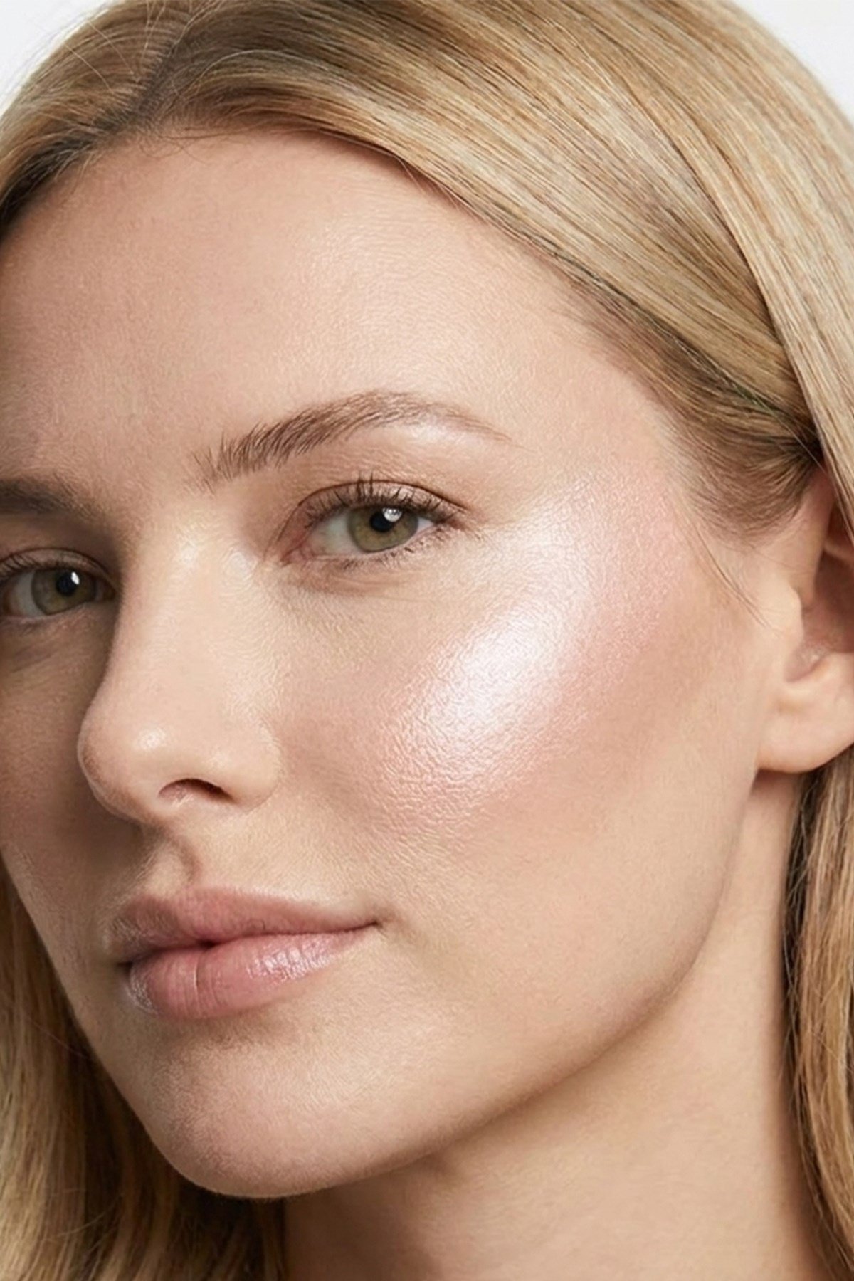 Liquid Highlighter 110 True Gold Nemlendirici Etkili Likit Aydınlatıcı-30111479