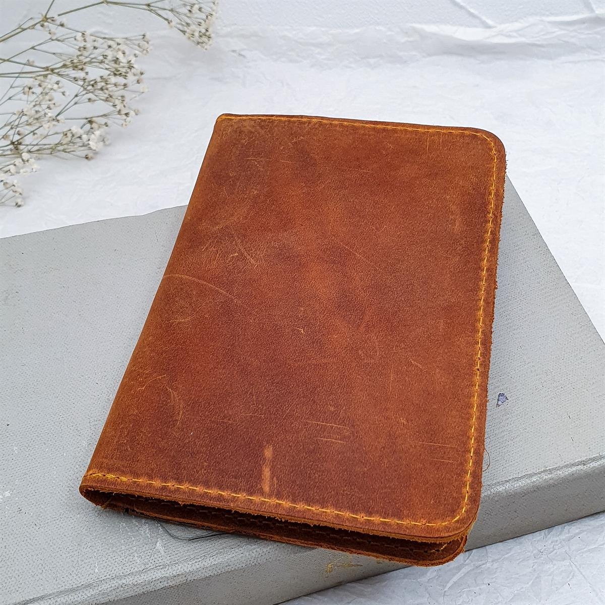 Deri Pasaportluk - El Yapımı Gerçek Deri - Taba Rengi