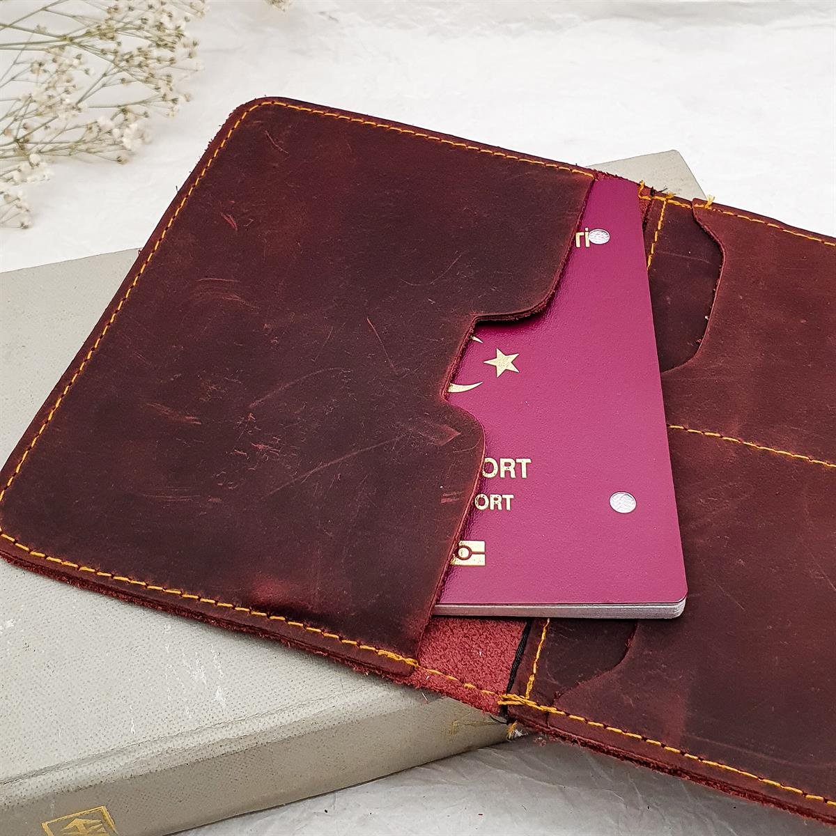 Deri Pasaportluk - El Yapımı Gerçek Deri - Bordo