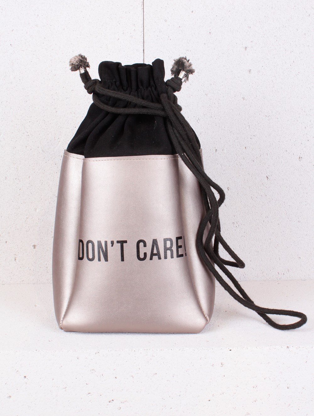 DON'T CARE GÜMÜŞ OMUZ ÇANTASI - PİNCA