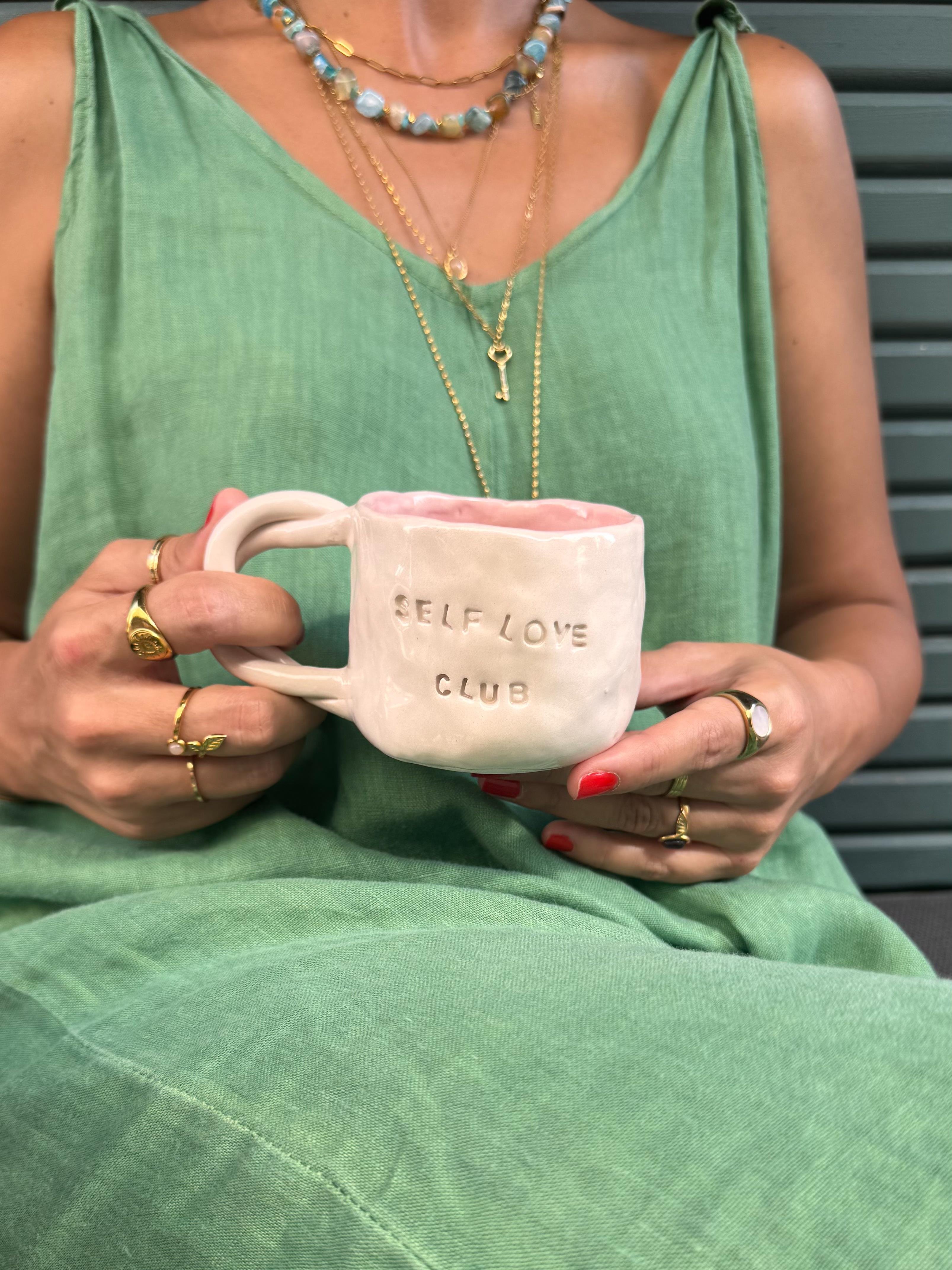 El Şekillendirmesi Kahve Fincanı - 